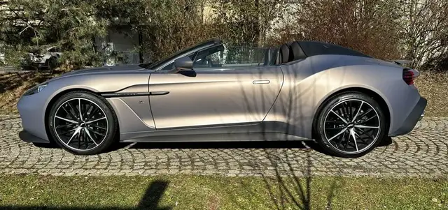 Aston Martin Vanquish Zagato Speedster *1 of 28* Ansicht 19