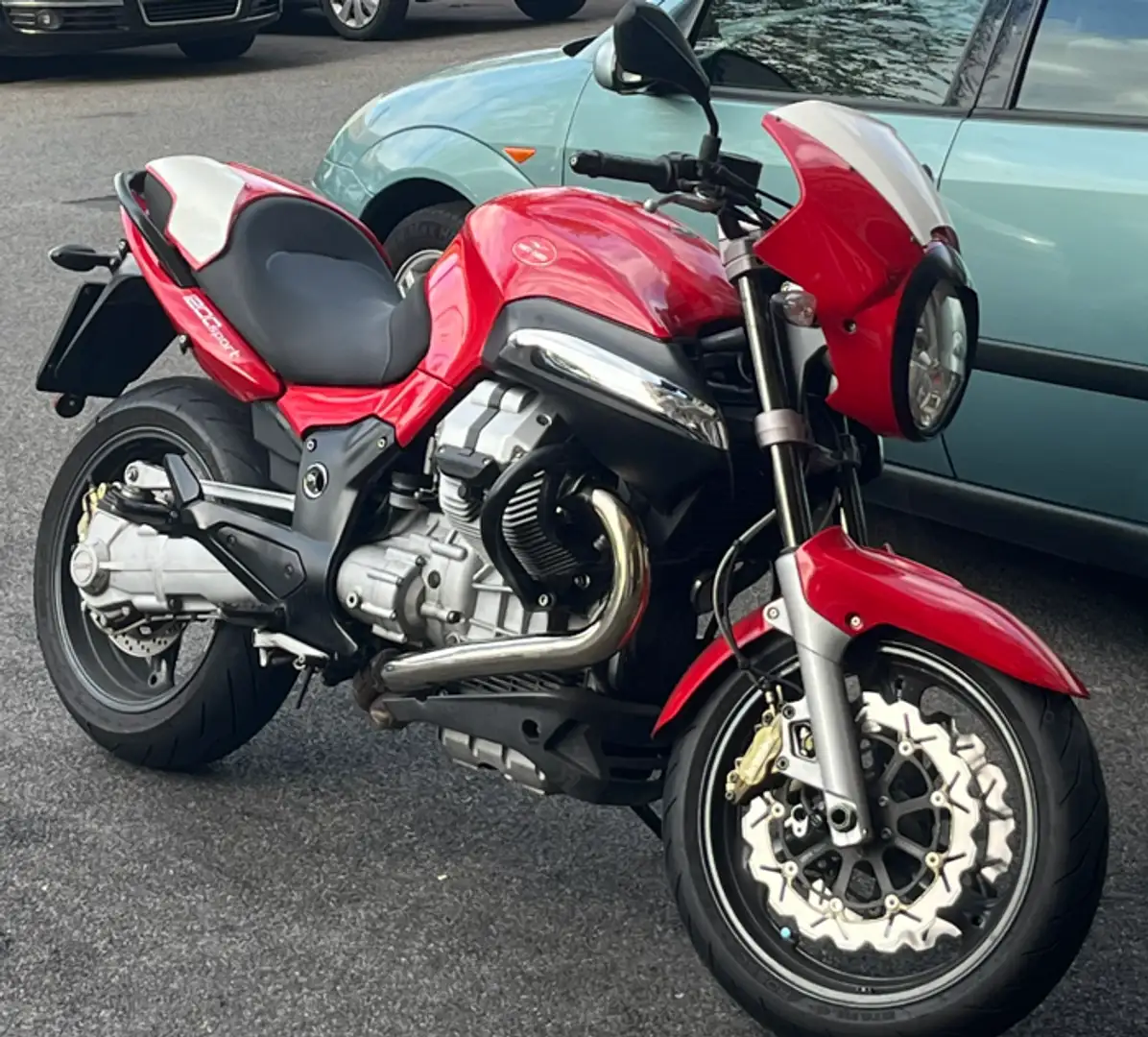 Moto Guzzi 1200 Sport Rojo - 1