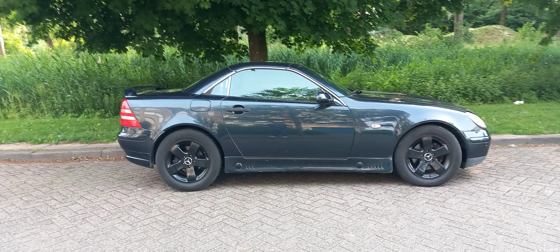Mercedes-Benz 200 200 Noir - 1