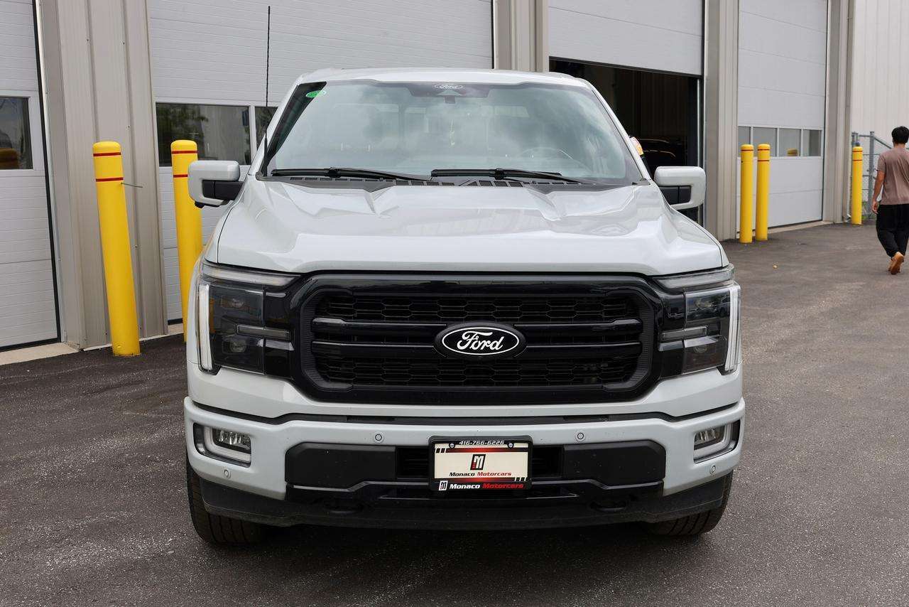 2024 Ford F-150 Lariat Crew Cab 3.5L PowerBoost Hybrid 4WD — снимка 1
