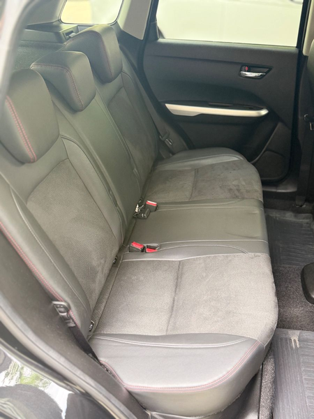Suzuki Vitara 1.4 S 4x4 — photo 11