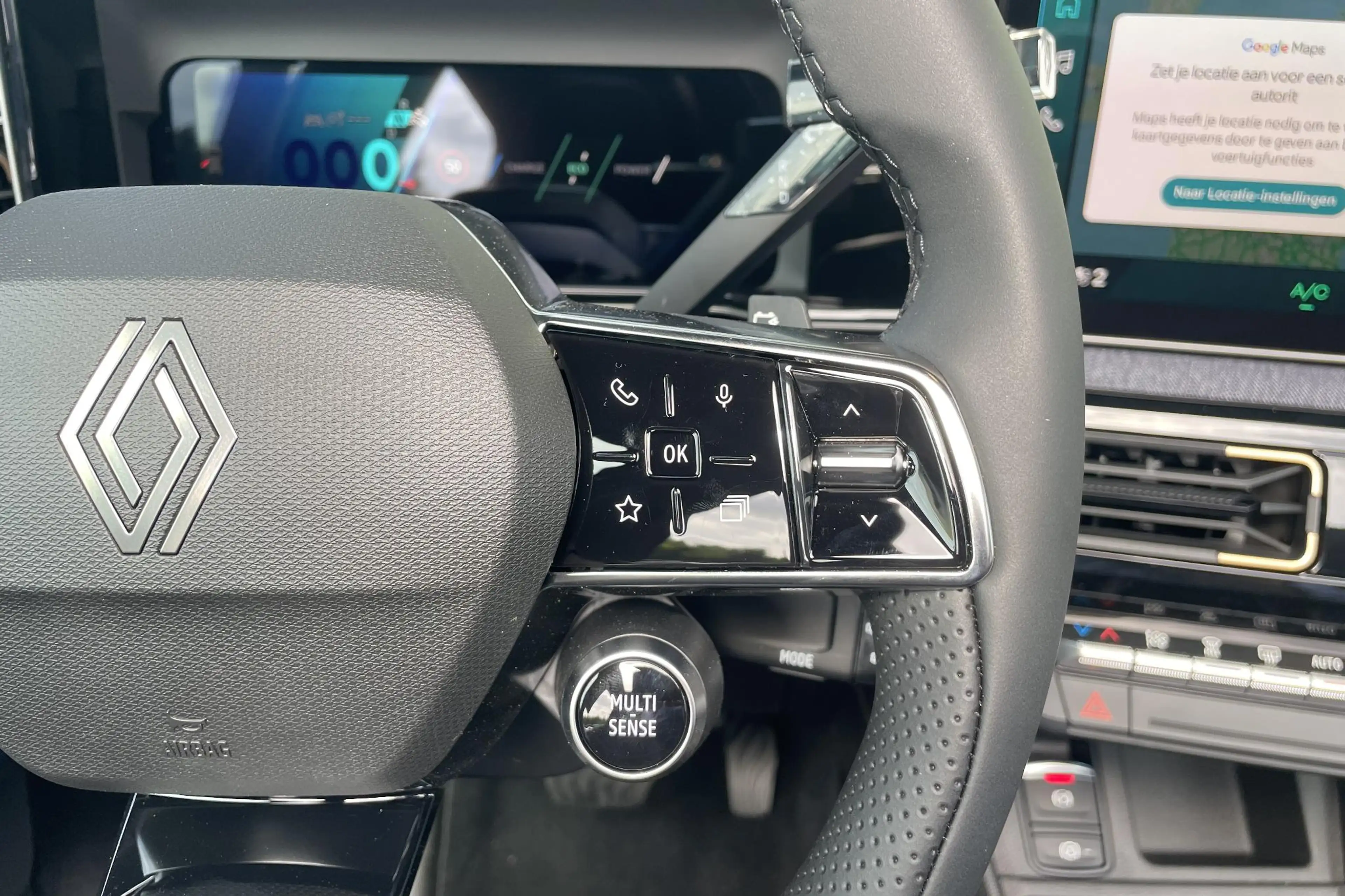 Renault R 4 comfort range techno Plein Sud canvas dak 52 kWh — photo 13