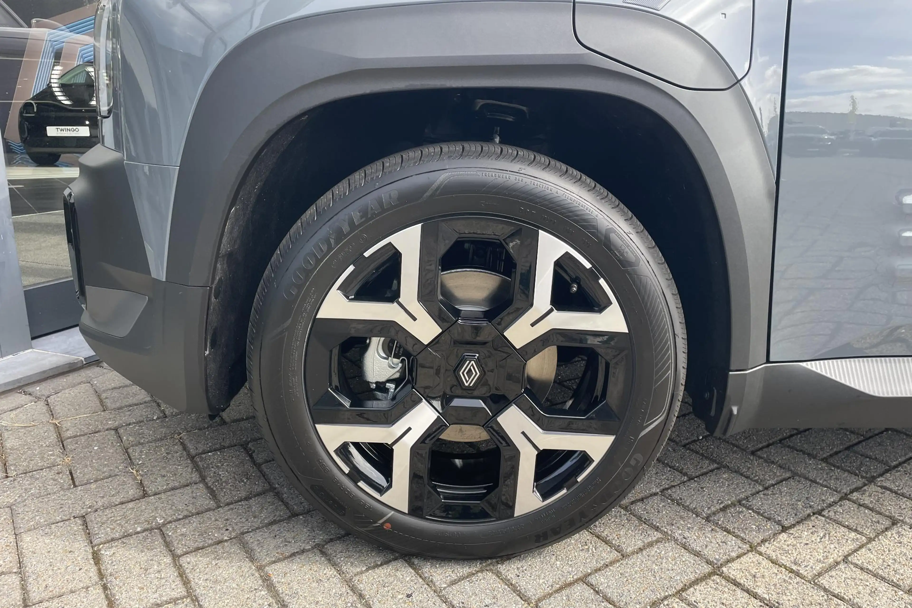 Renault R 4 comfort range techno Plein Sud canvas dak 52 kWh — photo 5