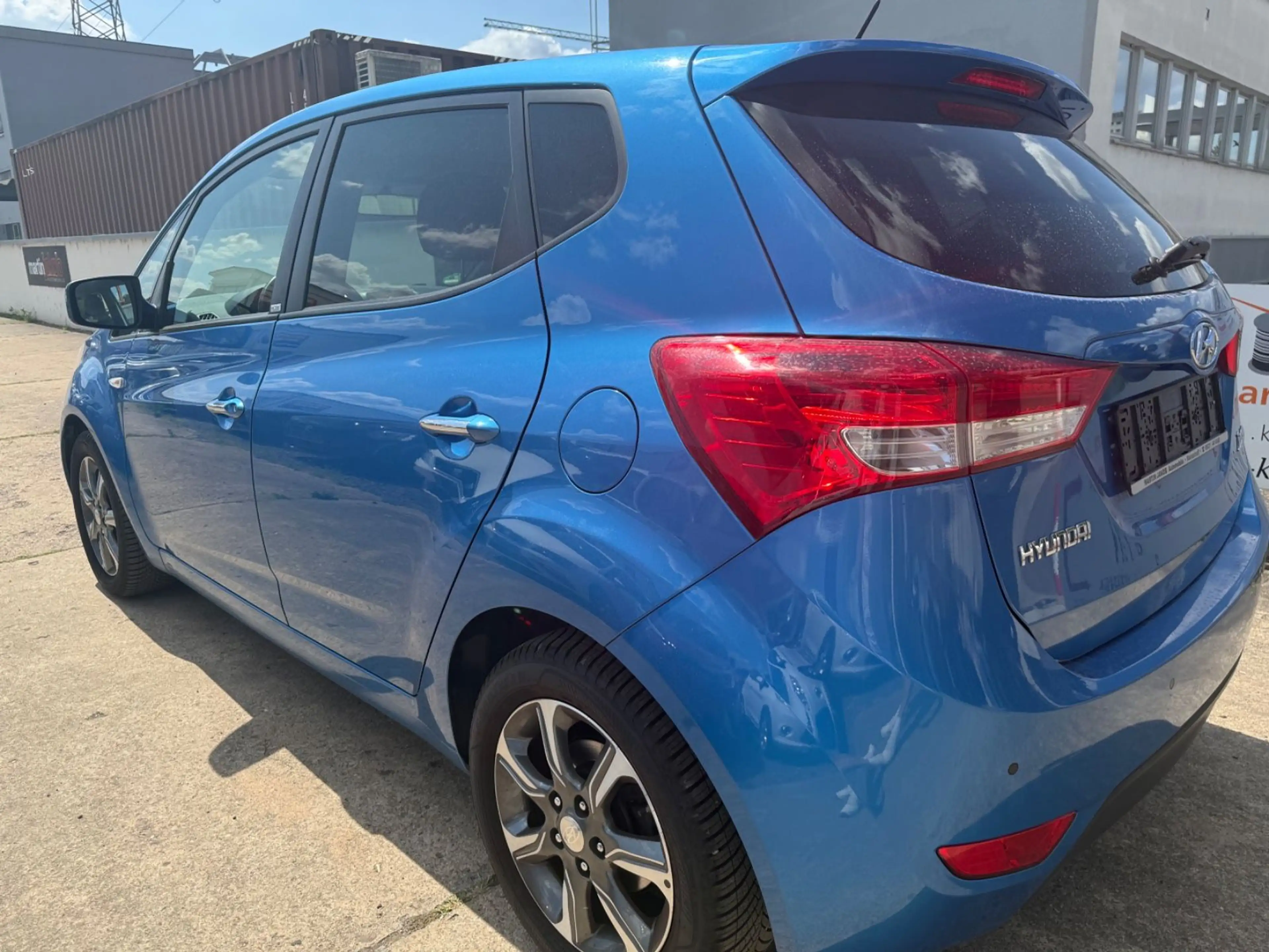 Hyundai iX20 blue Passion aus 1 Hand+ USB+PDC+BC+MFL+SIT — photo 5