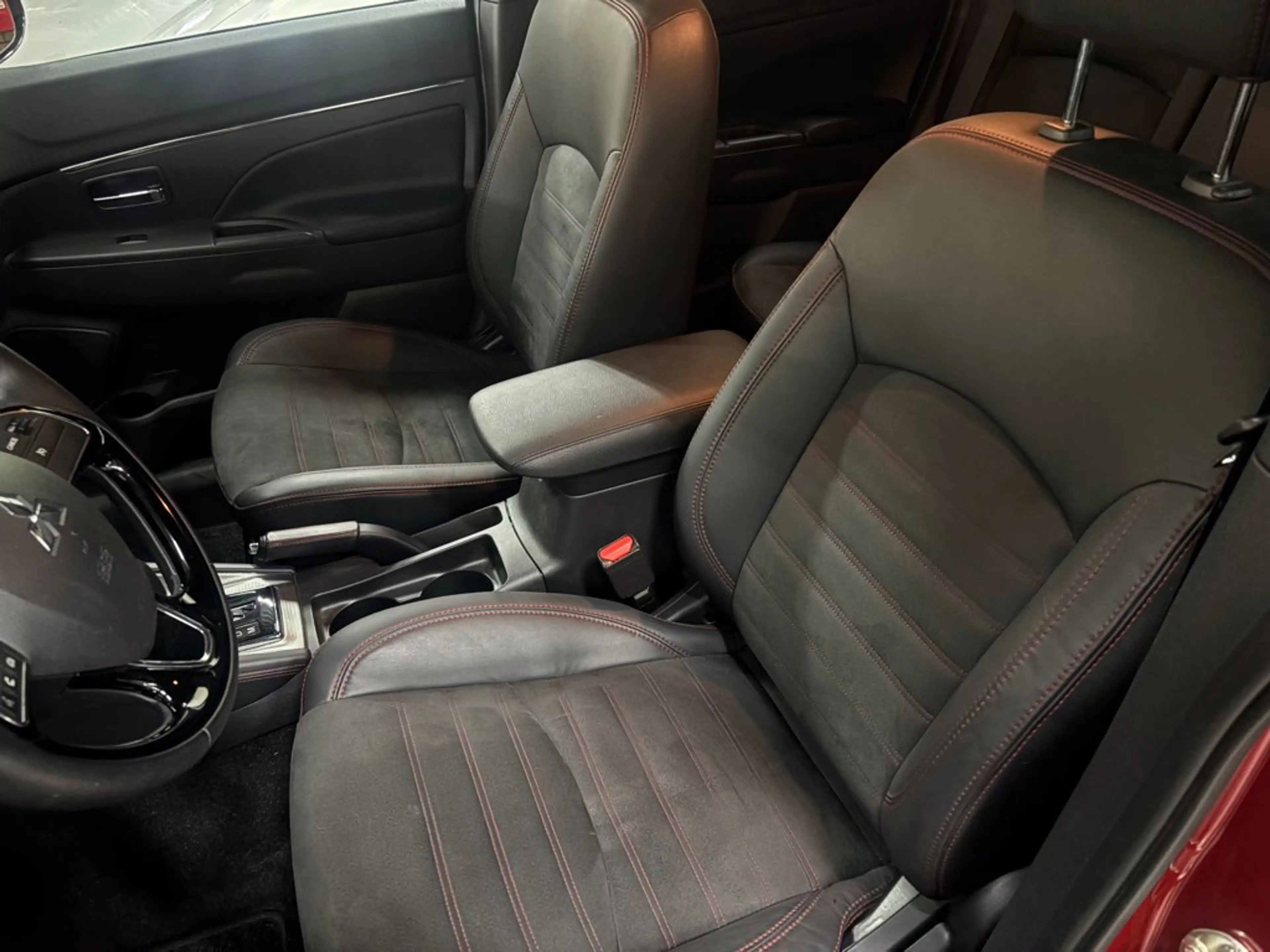 Mitsubishi ASX 2.0 Intense — photo 8