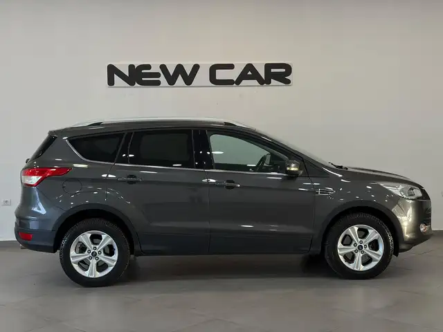 Ford Kuga view 6