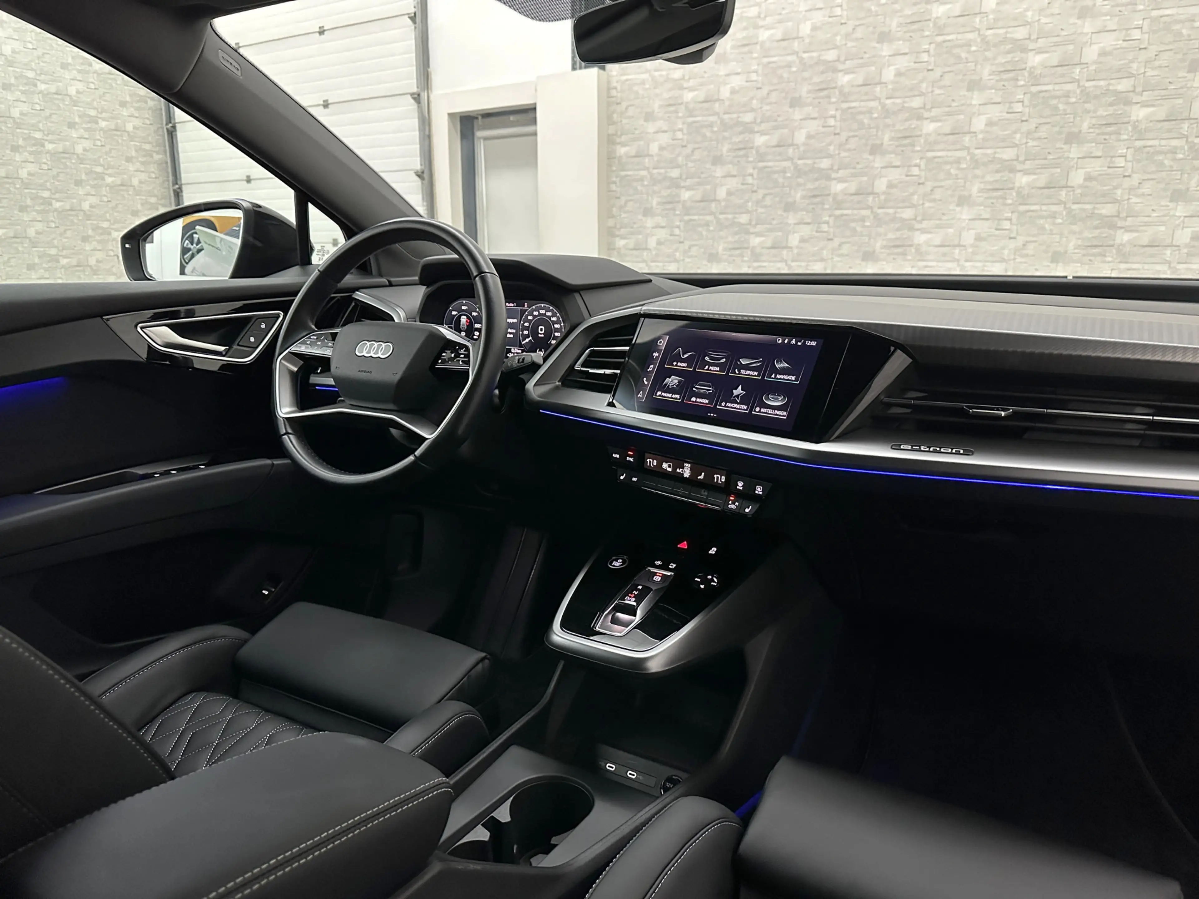 Audi Q4 e-tron 40 S-Line | Sportstoelen | Headup | Leder | 20" | — photo 4
