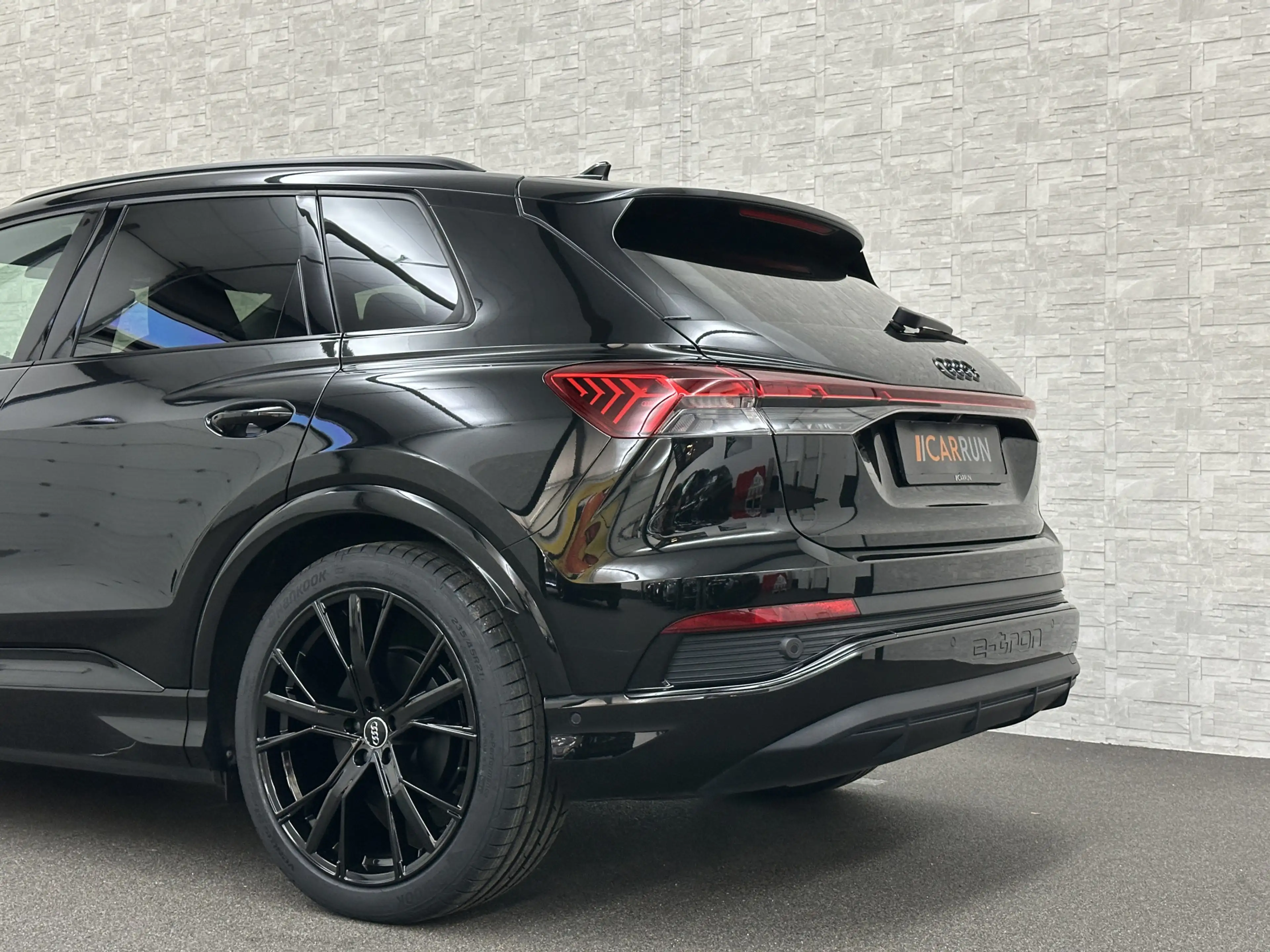 Audi Q4 e-tron 40 S-Line | Sportstoelen | Headup | Leder | 20" | — photo 17