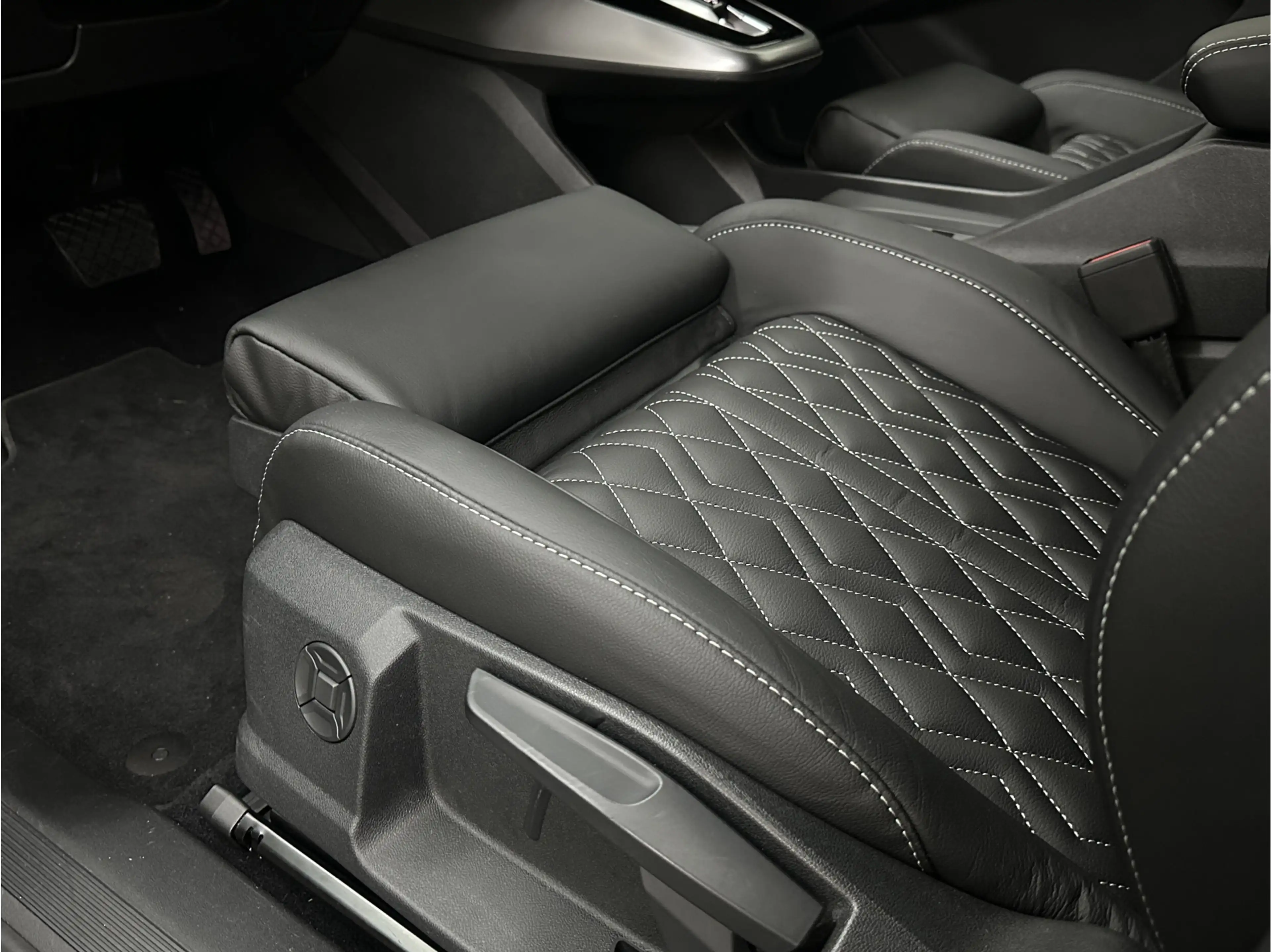 Audi Q4 e-tron 40 S-Line | Sportstoelen | Headup | Leder | 20" | — photo 20