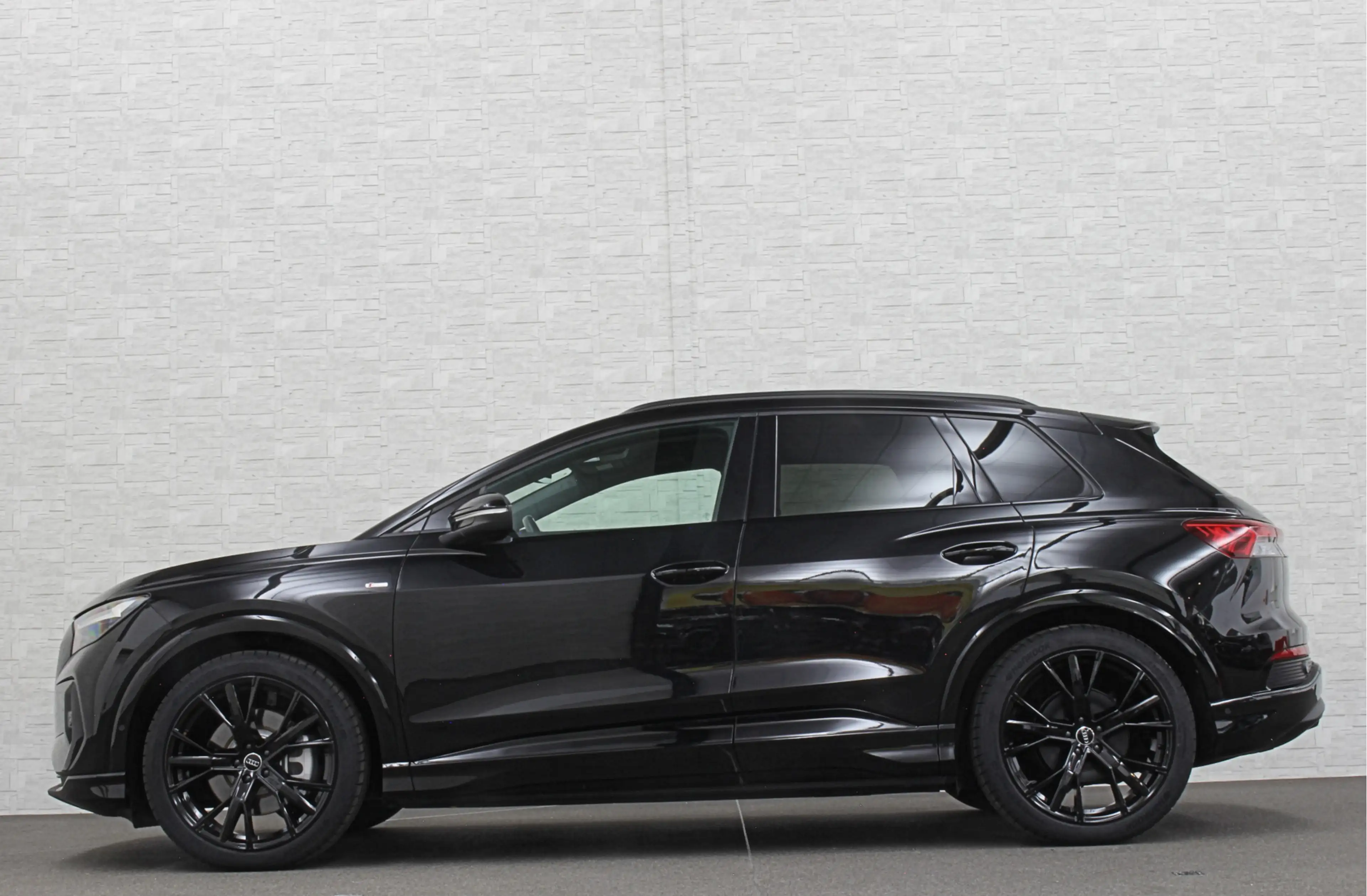 Audi Q4 e-tron 40 S-Line | Sportstoelen | Headup | Leder | 20" | — photo 2