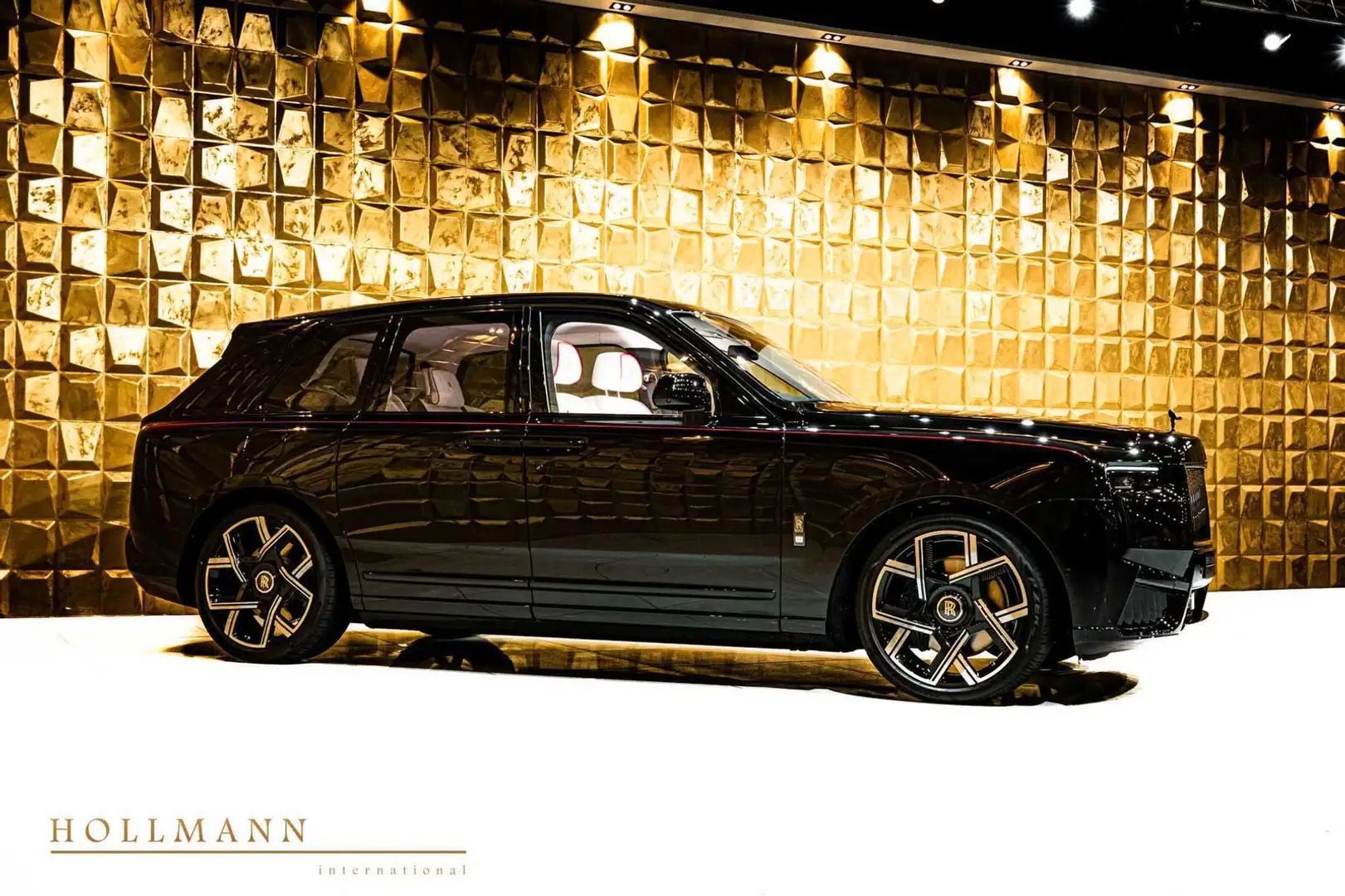 Rolls-Royce Cullinan SERIES II +BLACK BADGE+4 SEATS Schwarz - 2