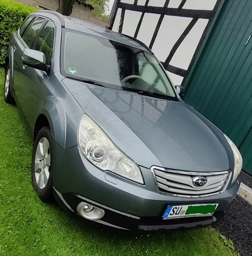 Subaru Legacy Outback Active Verde - 2