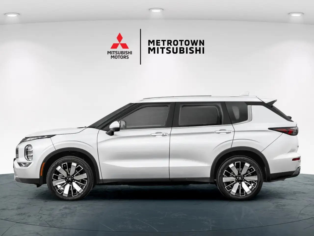 Mitsubishi Outlander снимка Mitsubishi Outlander