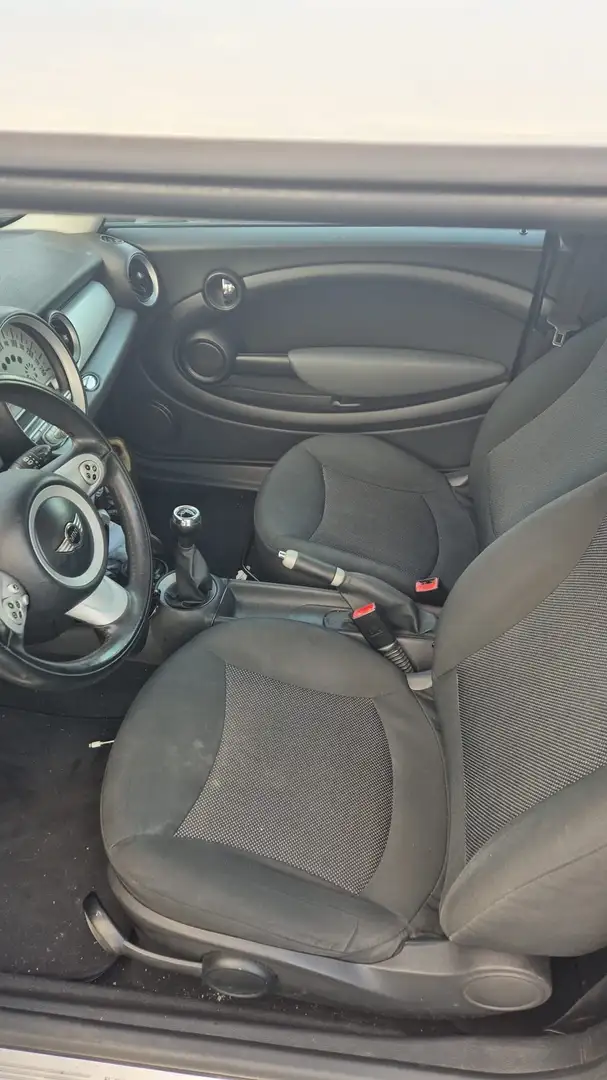 MINI Cooper 1.6 Pepper Schwarz - 2