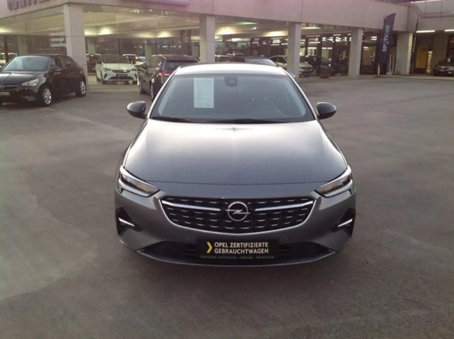 Opel Insignia 2.0 CDTi AT Elegance Grau - 2