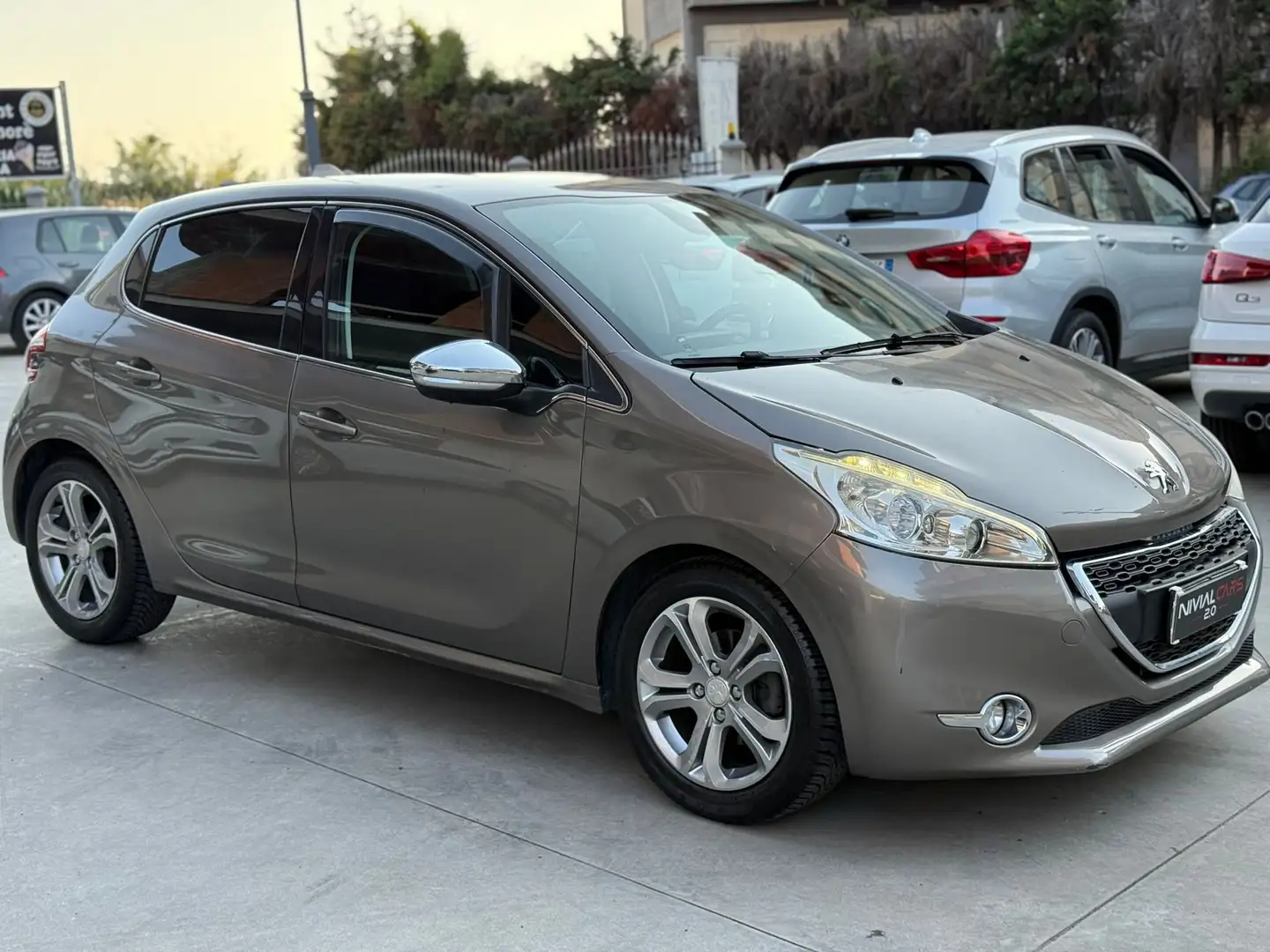 Peugeot 208 208 I 2012 5p 1.2 vti 12v Allure Grigio - 1