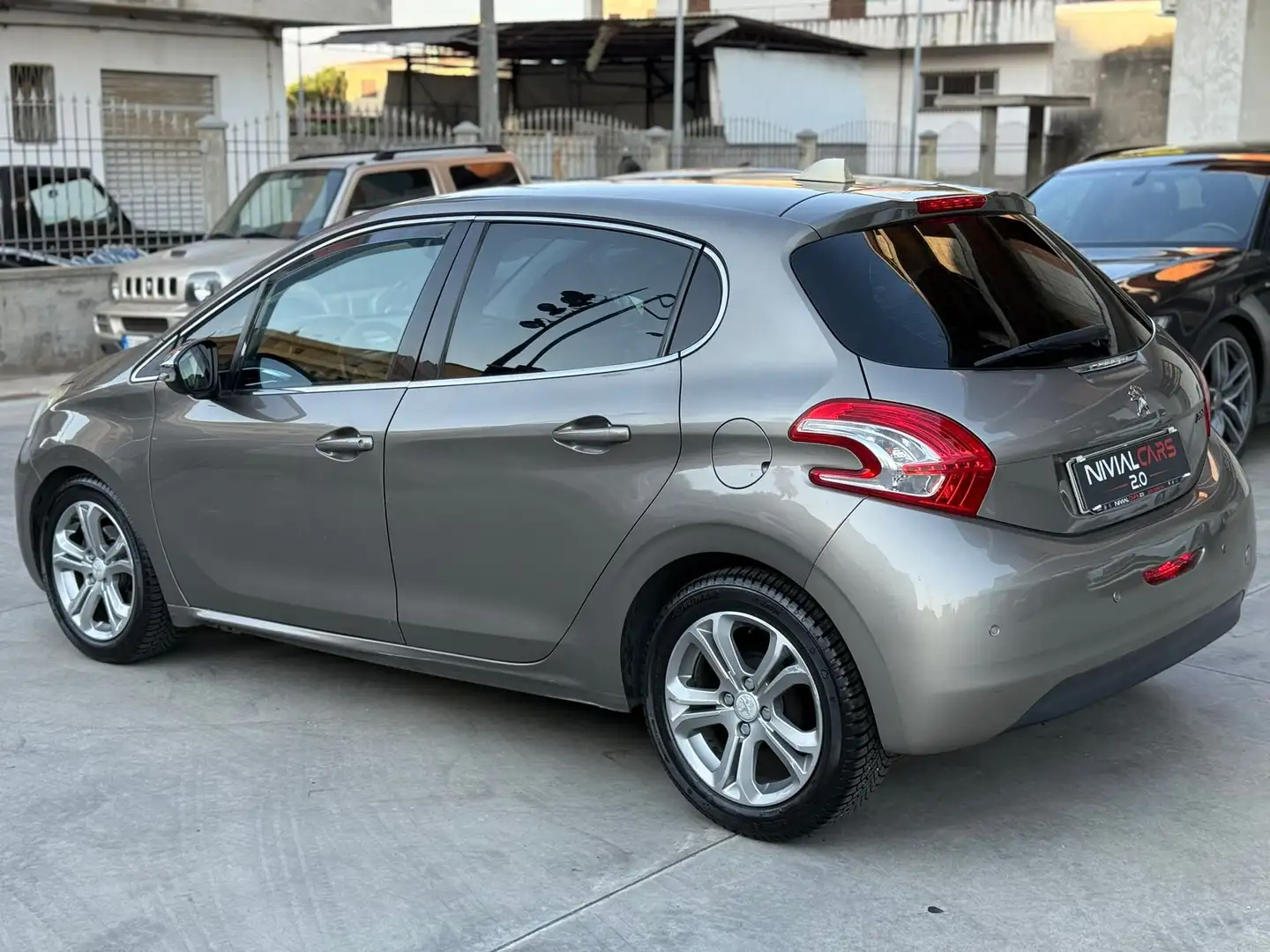Peugeot 208 208 I 2012 5p 1.2 vti 12v Allure Grigio - 2
