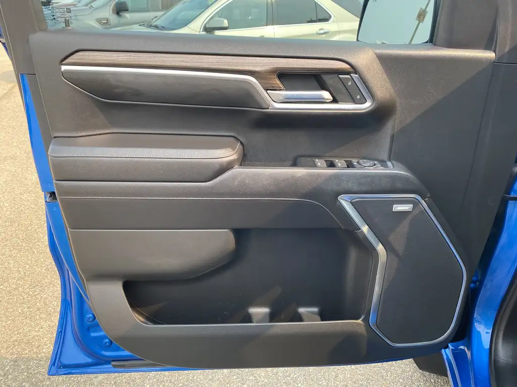 2022 Chevrolet Silverado 1500 LT Trail Boss | Rear Cam | SunRoof | Heated Steeri — photo 6
