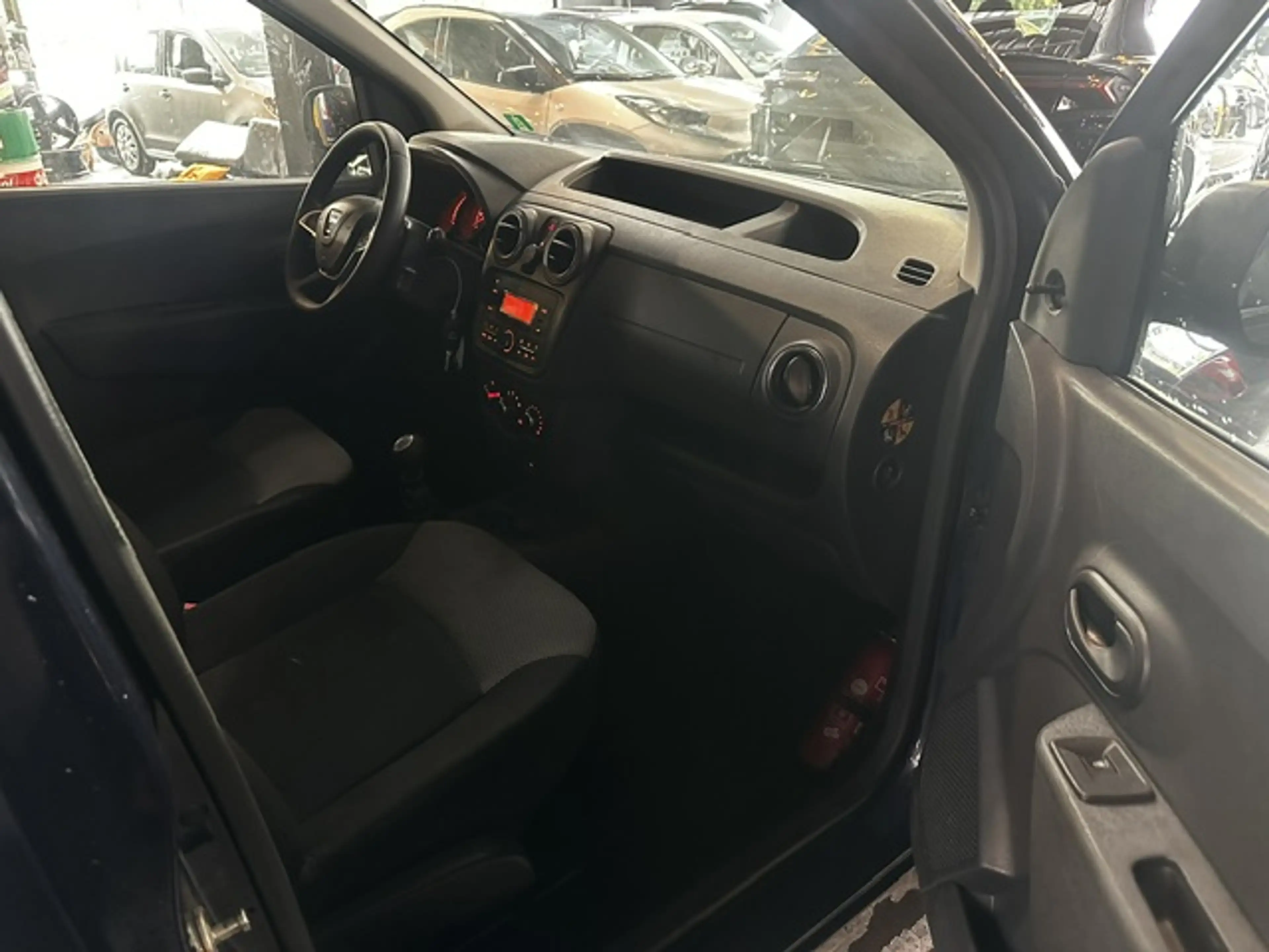 Dacia Dokker Dokker 1.4  BLUETOOTH/MEDIA - A/C - — photo 15