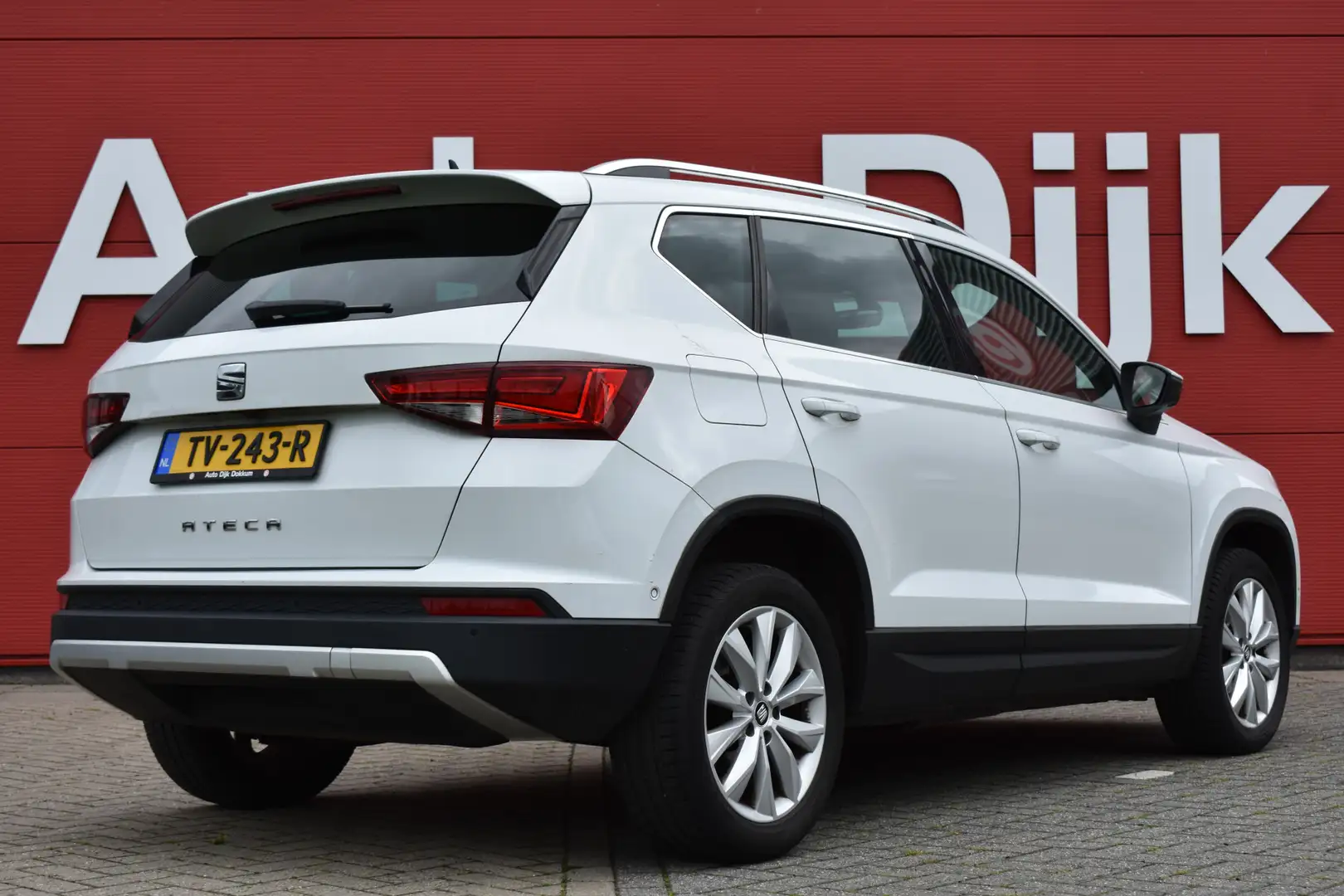 SEAT Ateca 1.0 EcoTSI Style Business Intense LED | Virtual Co Wit - 2