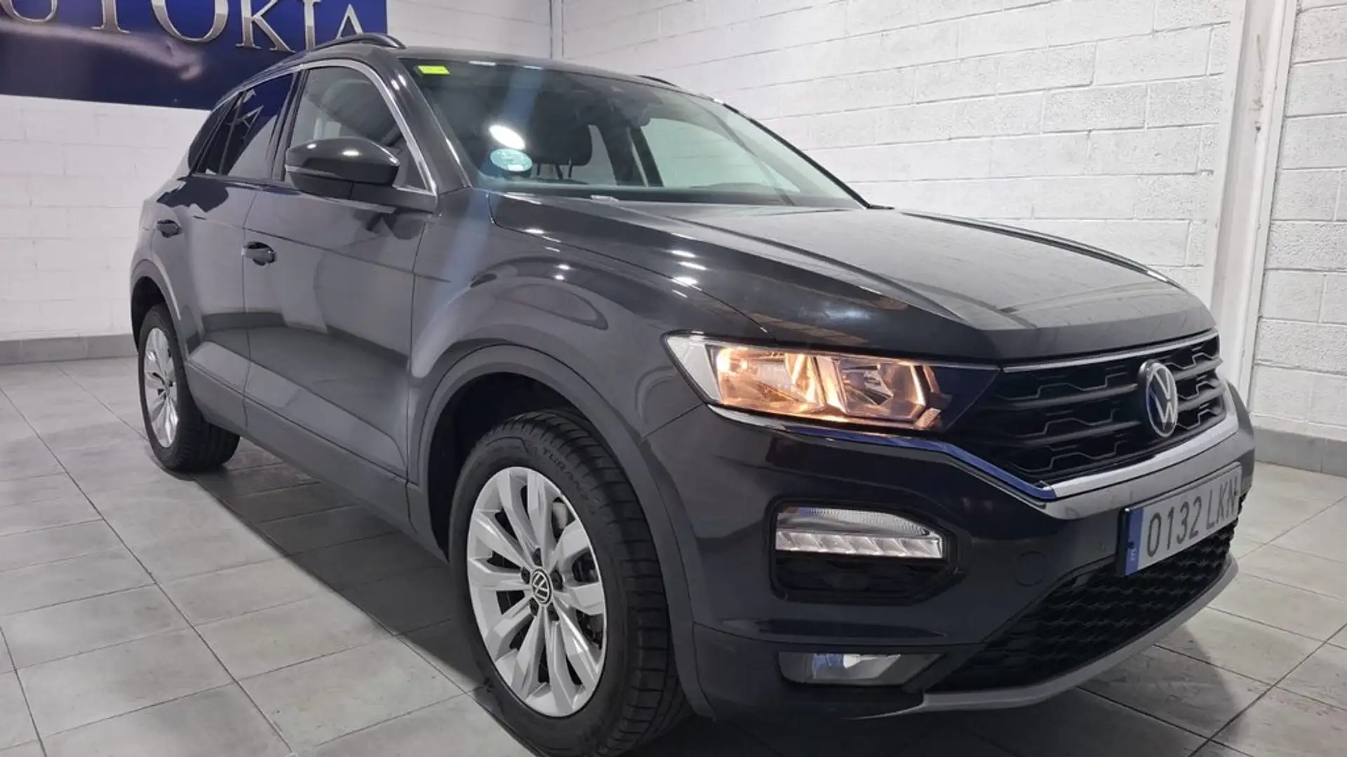 Volkswagen T-Roc Advance 2.0 TDI 110kW (150CV) DSG Gris - 2