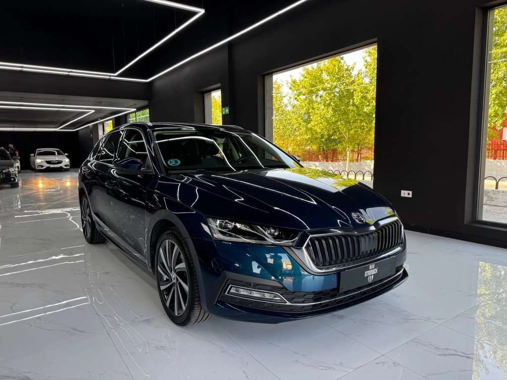 Skoda Octavia Combi 2.0TDI Style DSG 110kW - foto 1