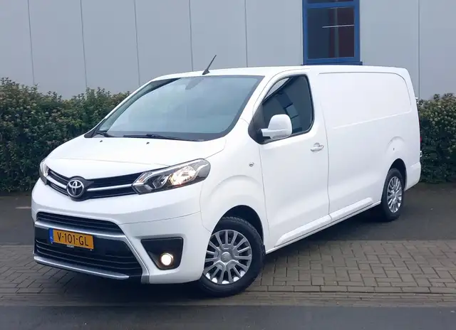 Toyota Proace 2.0 D-4D 122pk Professional Long Navigatie