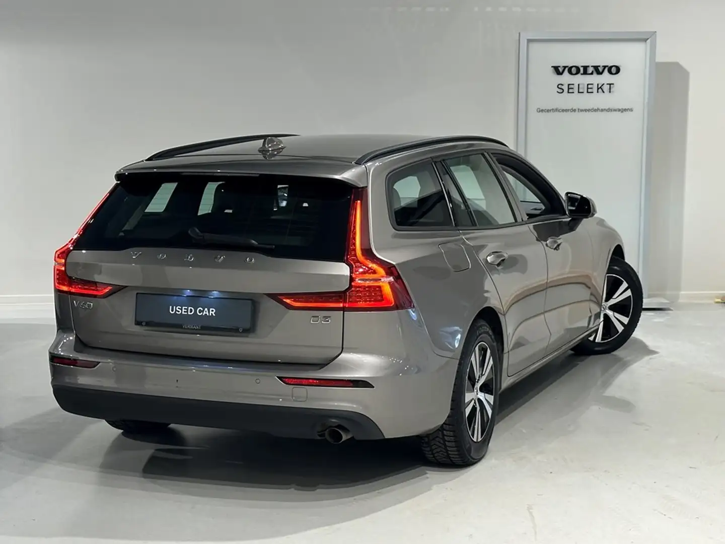 Volvo V60 D3 + electr trekhaak Grey - 2