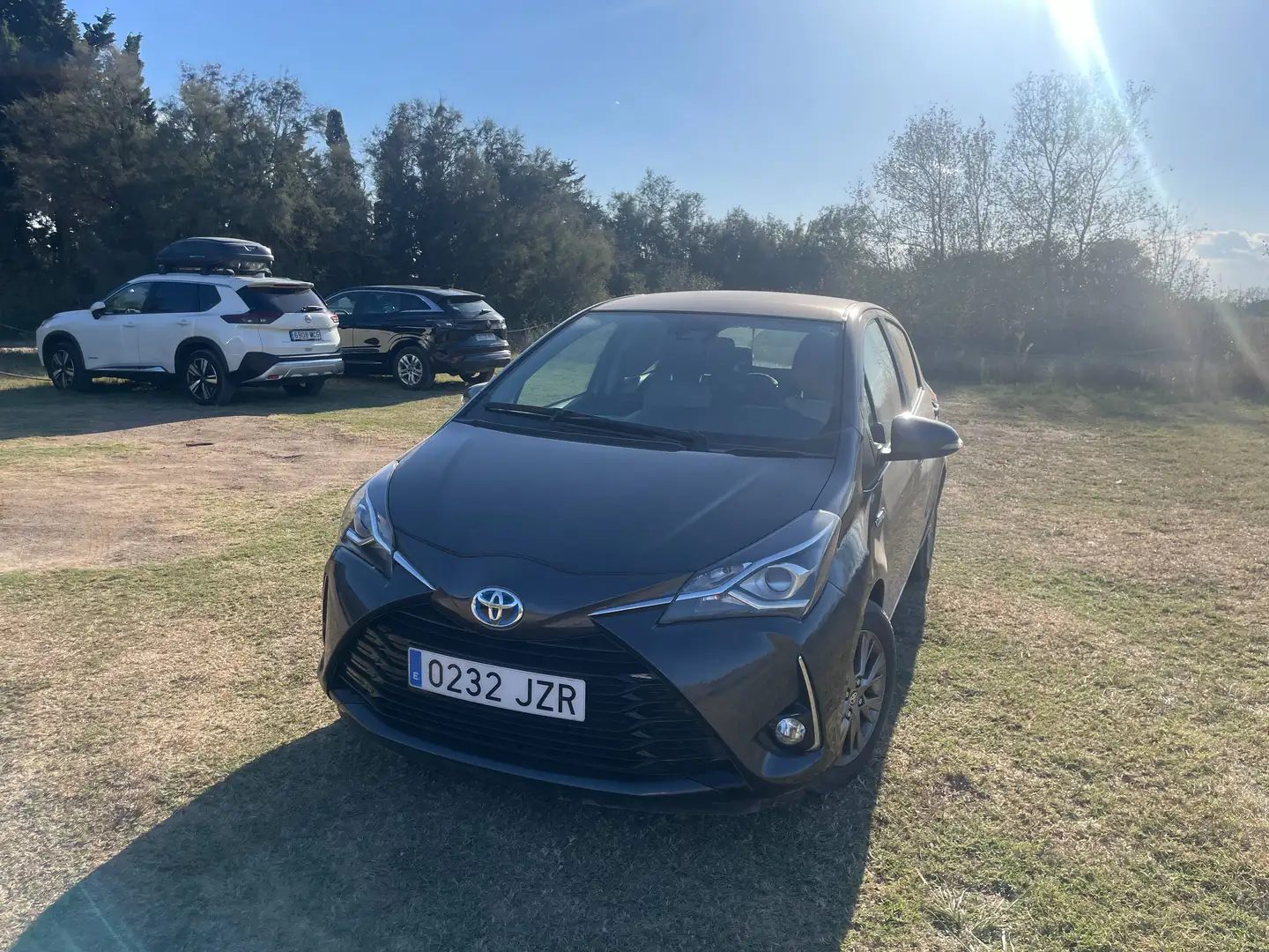 Toyota Yaris Yaris HSD 1.5 Active Active Gris - 1