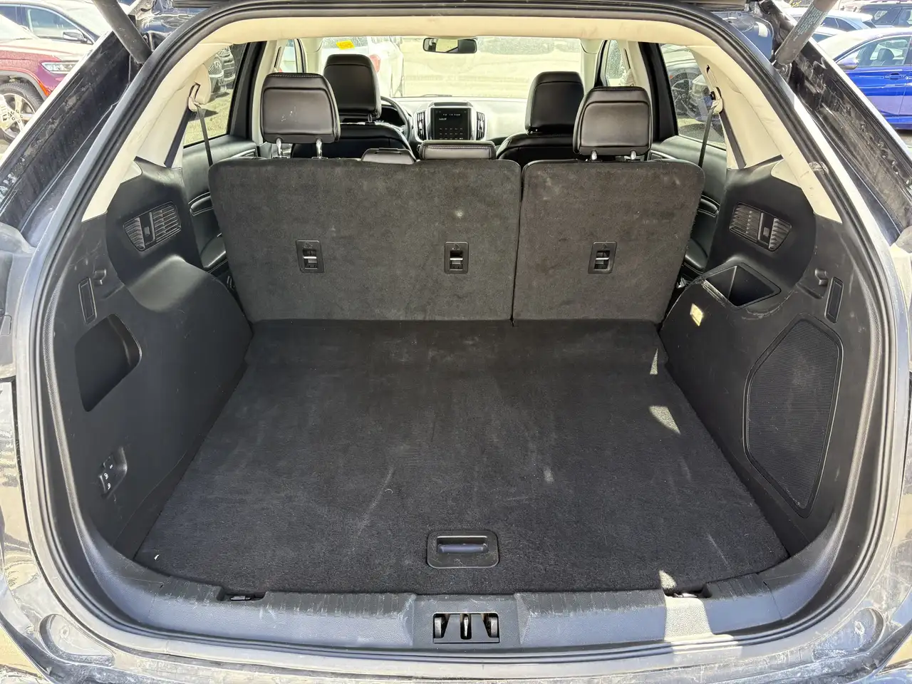 Ford Edge снимка Ford Edge