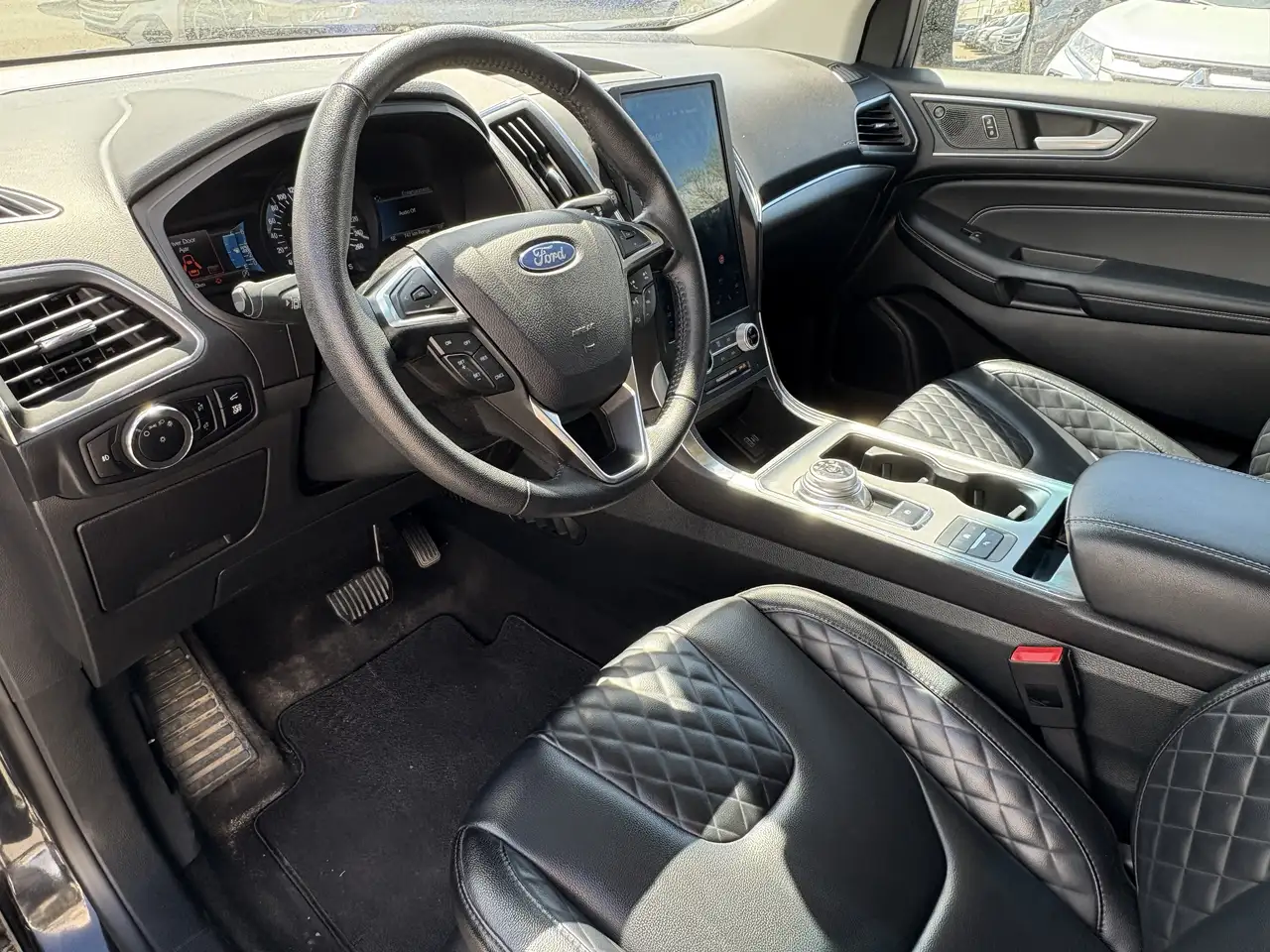 Ford Edge снимка Ford Edge
