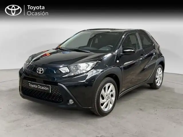 Toyota Yaris Cross Play