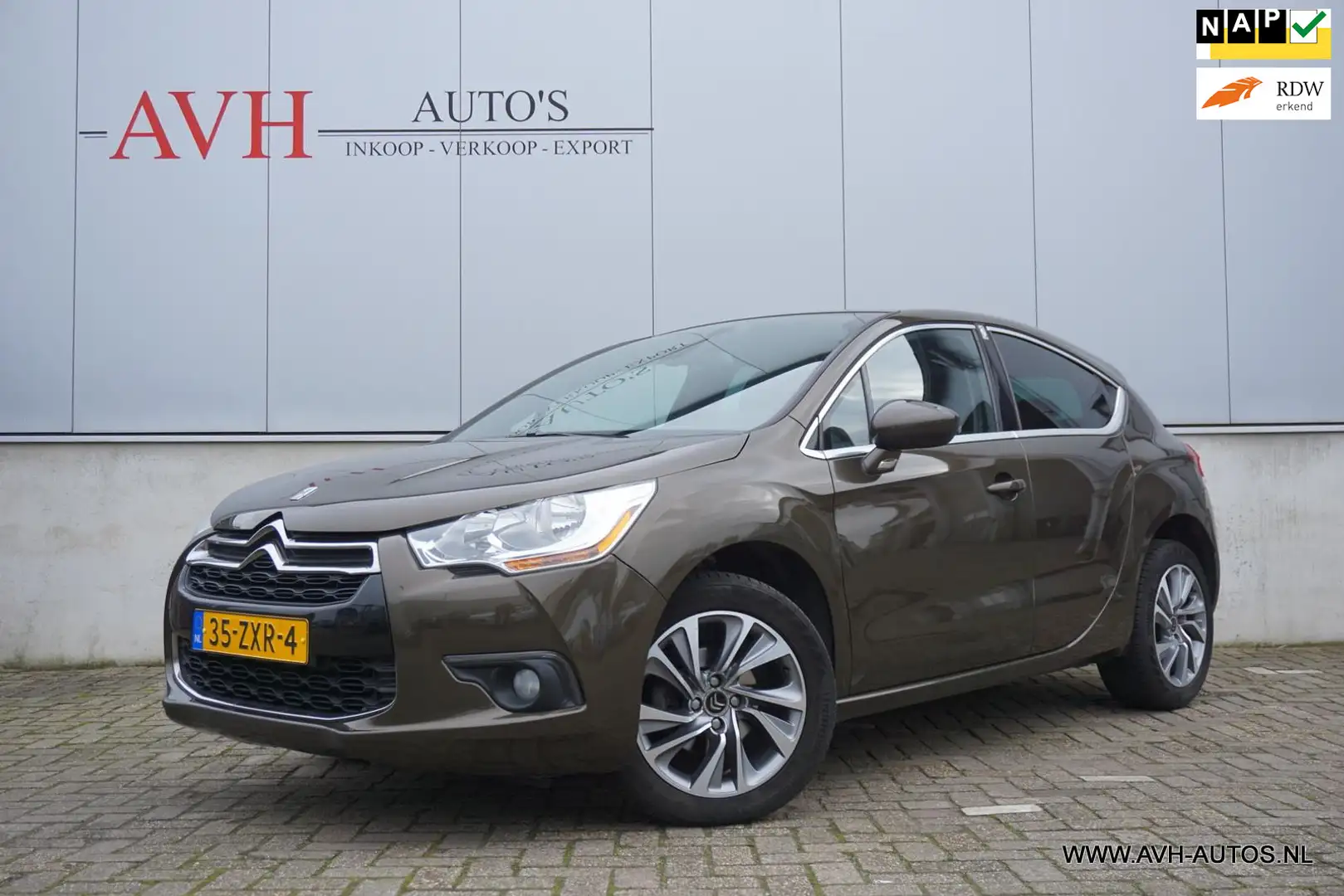 Citroen DS4 1.6 VTi So Chic Maro - 1