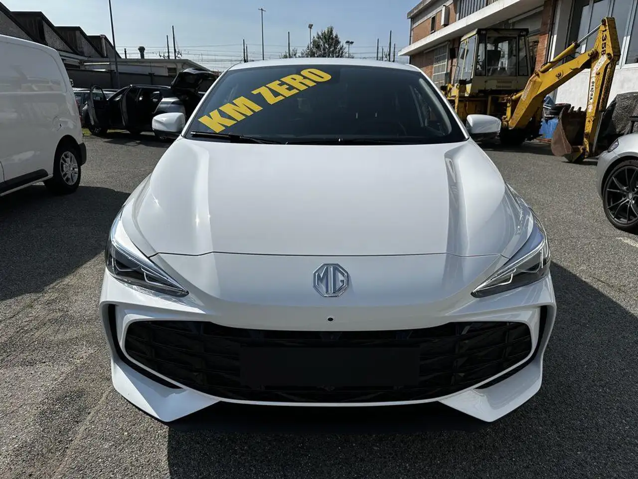 MG MG3 1.5 hybrid+ Luxury auto 2