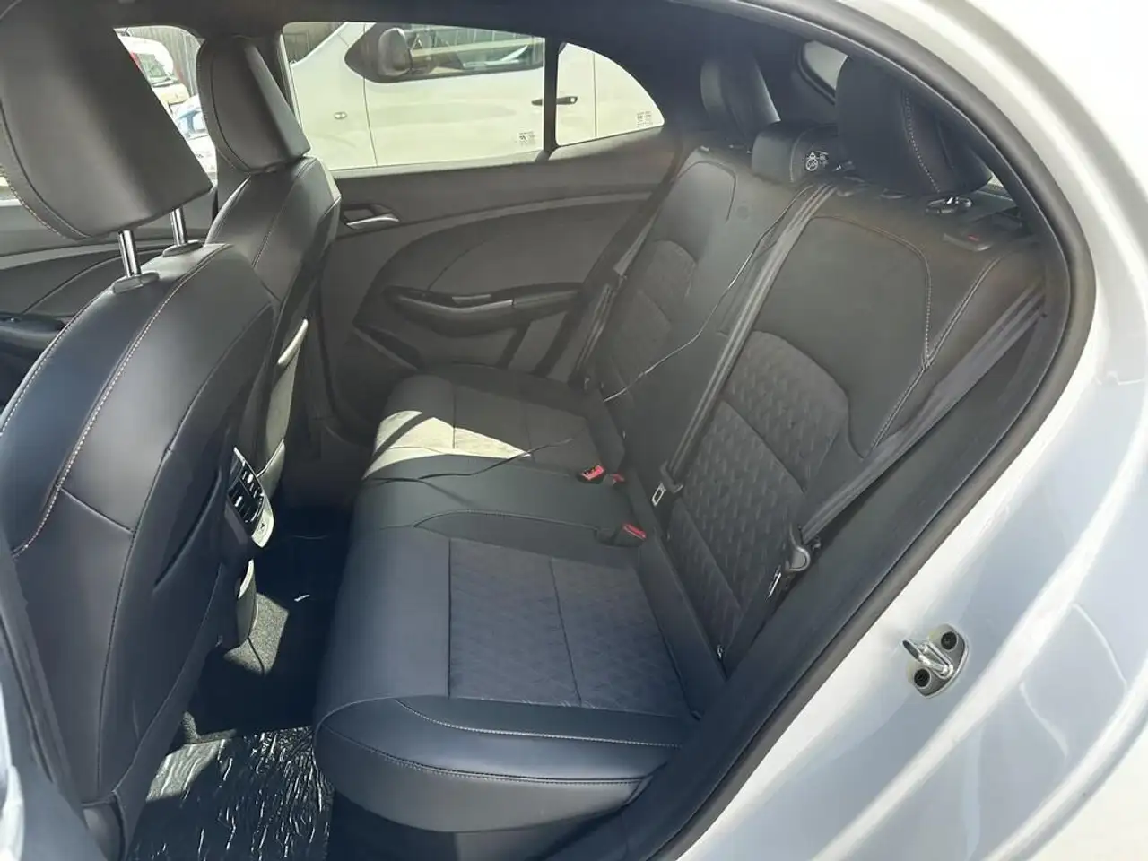 MG MG3 1.5 hybrid+ Luxury auto 17