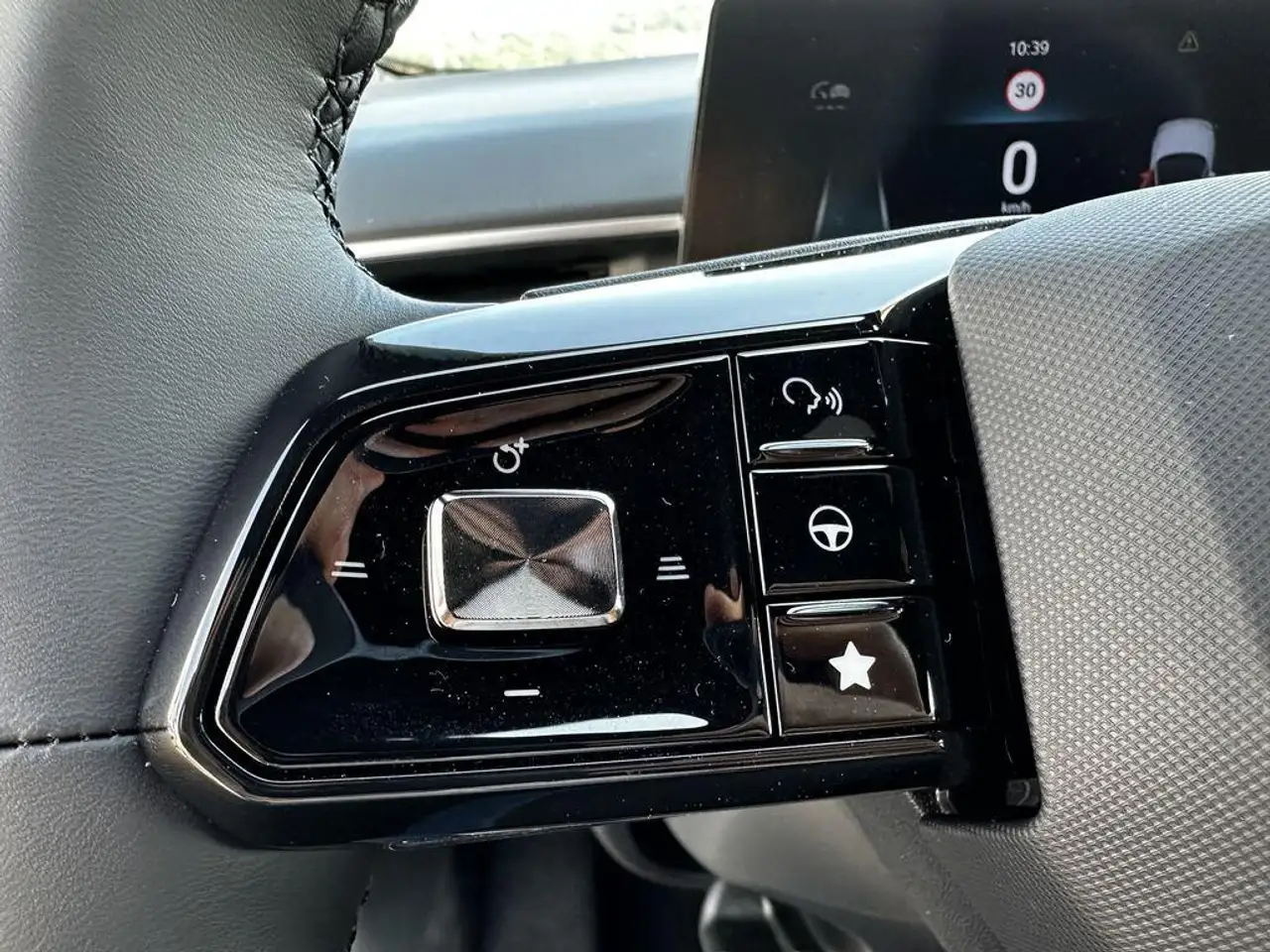 MG MG3 1.5 hybrid+ Luxury auto 11
