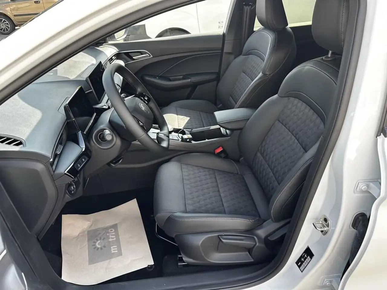 MG MG3 1.5 hybrid+ Luxury auto 10