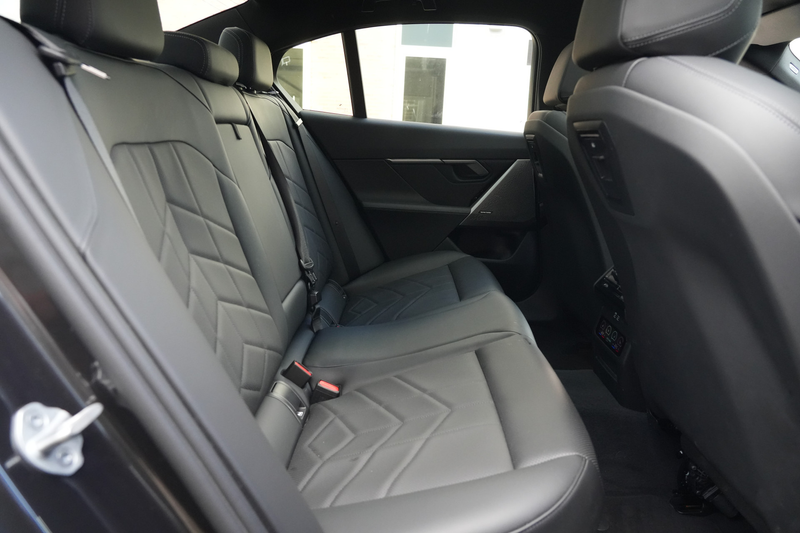 BMW 530 5-serie 530e M Sport Edition 300pk Panoramadak/Dri — photo 32