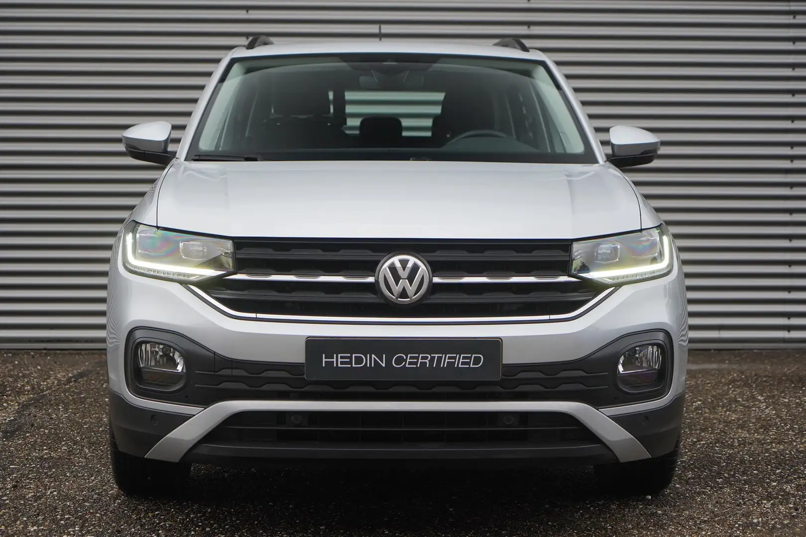 Volkswagen T-Cross 1.0 TSI Life / Nederlandse Auto / Parkeercamera / Grijs - 2