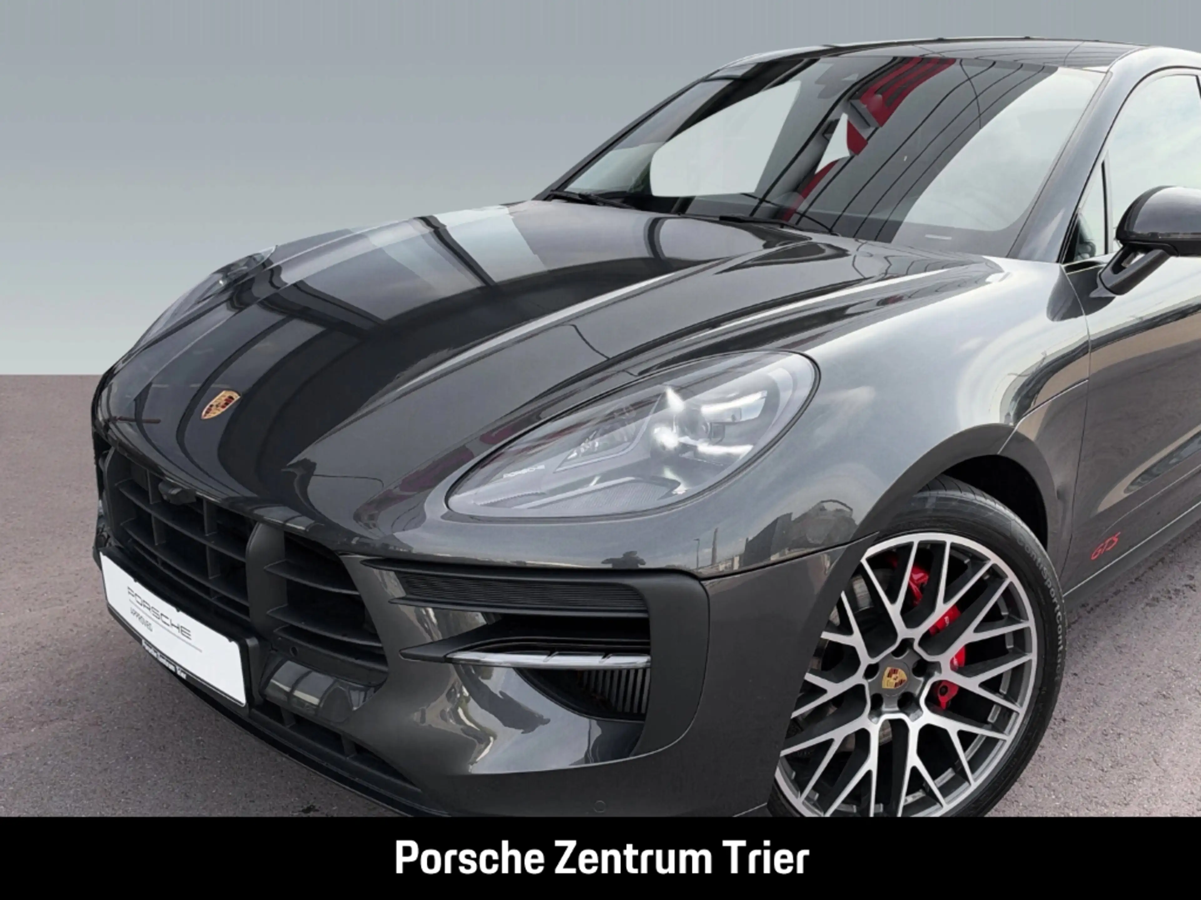 Porsche Macan GTS — photo 9