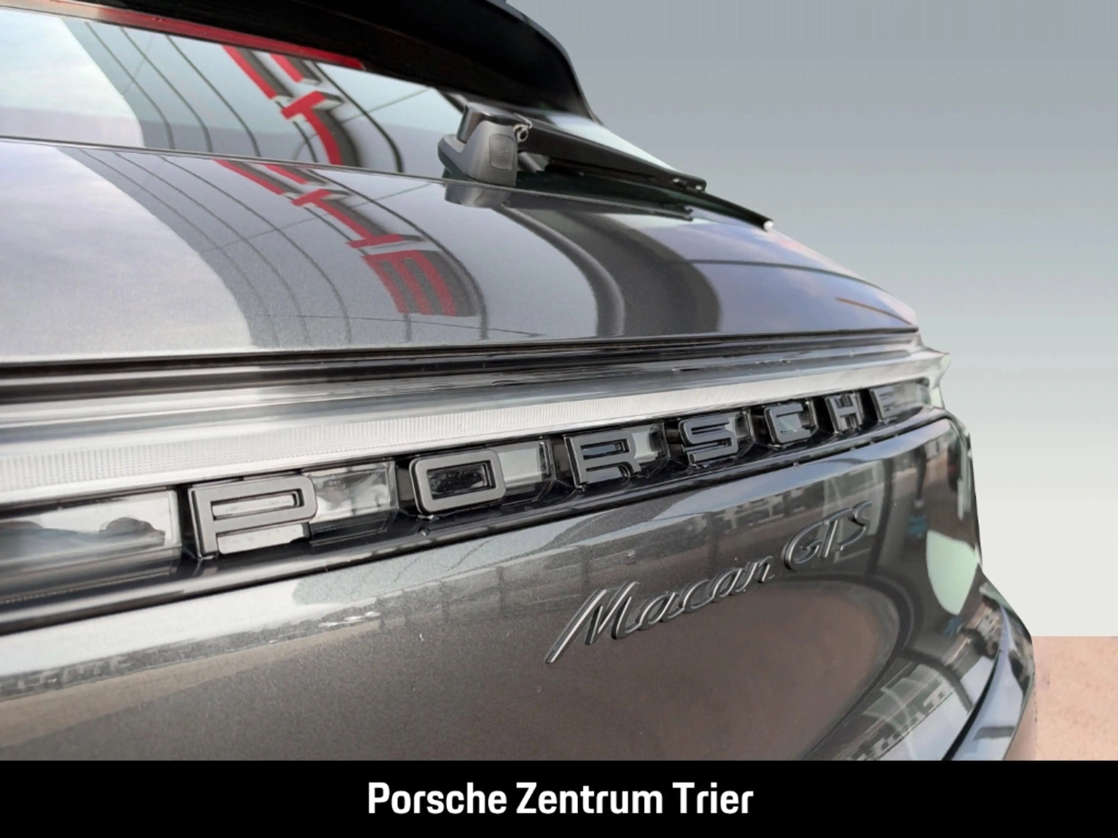 Porsche Macan GTS — photo 13