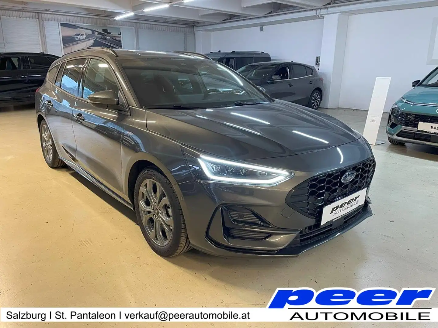 Ford Focus ST-Line X Gris - 1