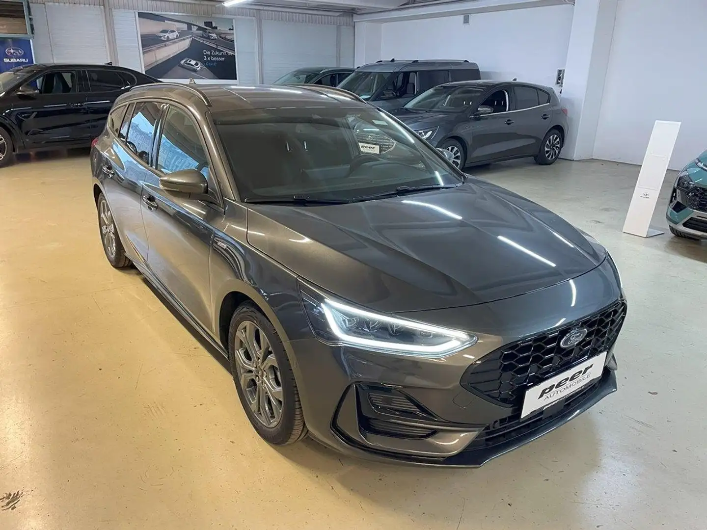 Ford Focus ST-Line X Gris - 2