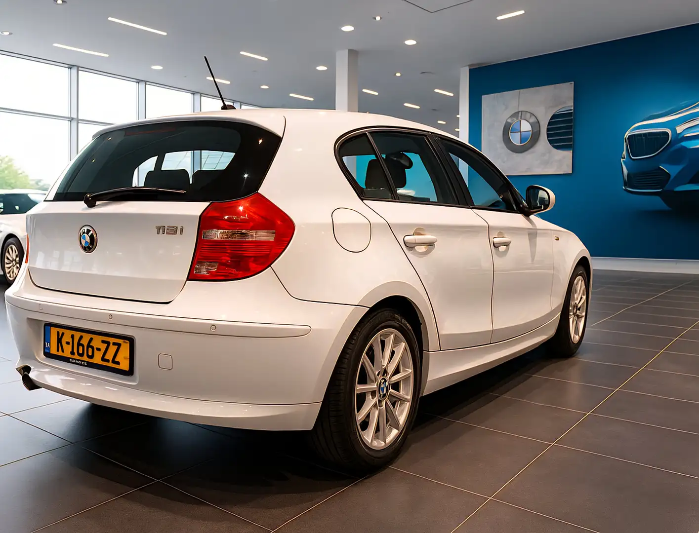 BMW 116 116 Business Line Bílá - 2
