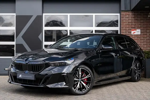 BMW 550 5-serie 550e xDrive Touring M Sport Pro | Panorama