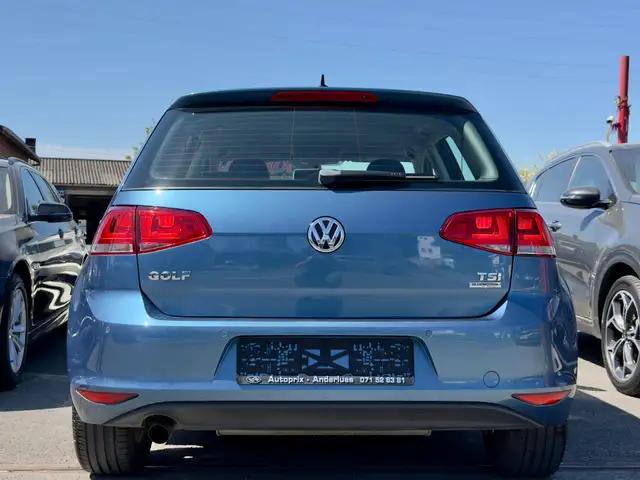 Volkswagen Golf view 6