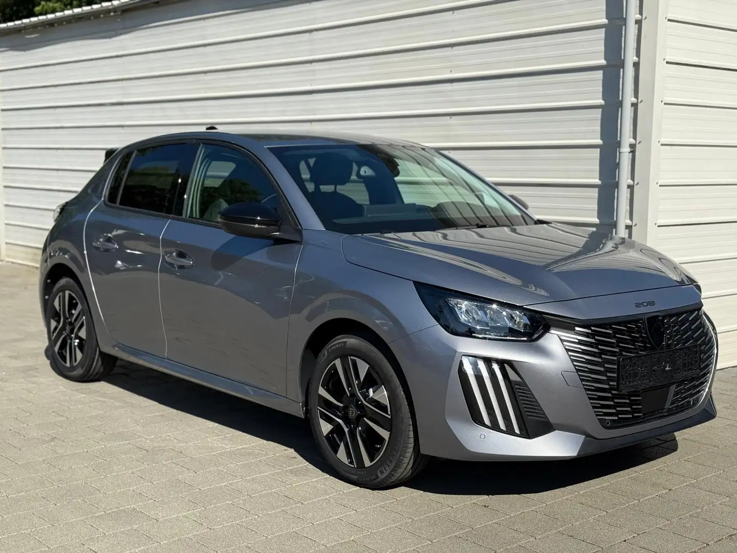 Peugeot 208 Allure 1.2 Hybrid 110 e-DCS6 Android Auto*SHZ*ACC* Grau - 2