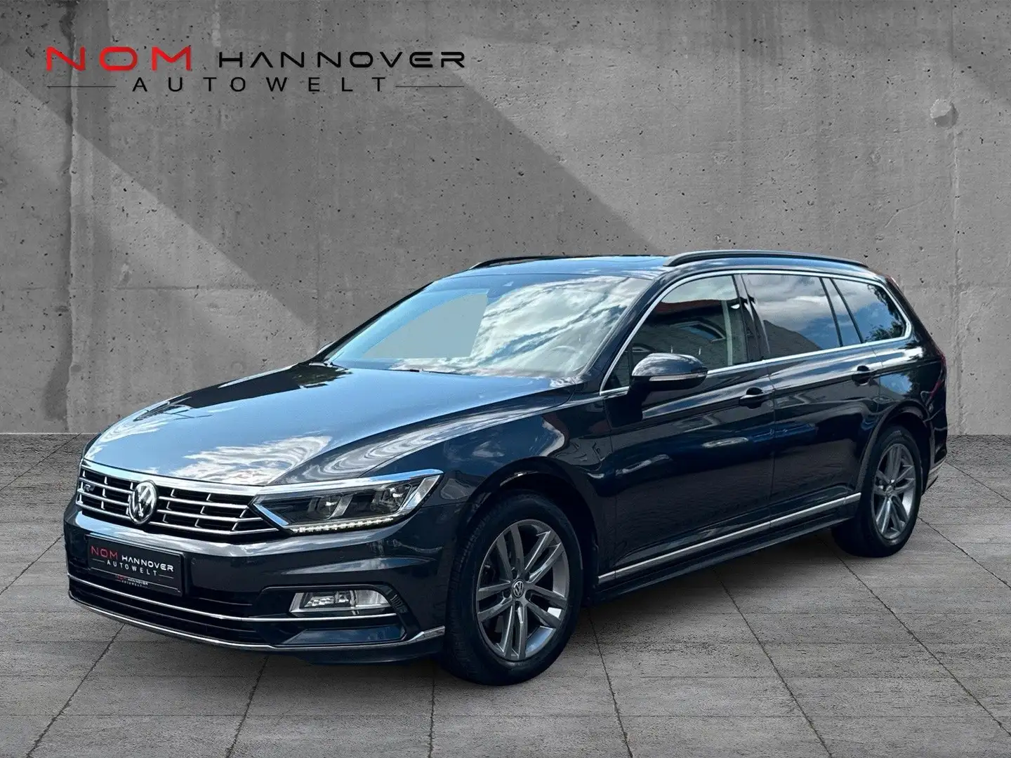 Volkswagen Passat Variant Passat 1.5 TSI R-Line PANO/AHK/R-CAM/VIRTUA/ACC/ Grau - 1