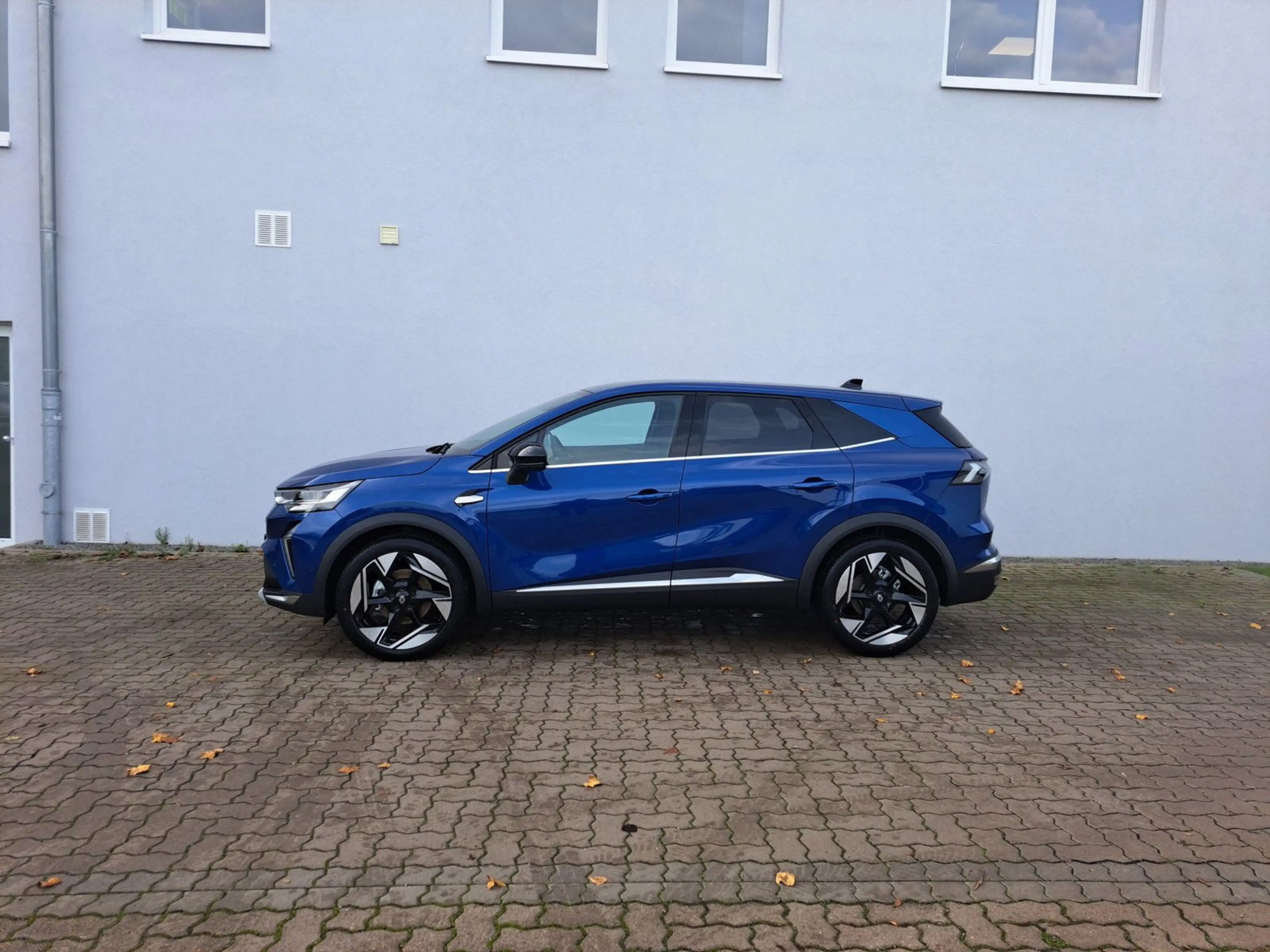 Renault Symbioz 1.8 E-TECH Full Hybrid 160 Iconic — photo 5