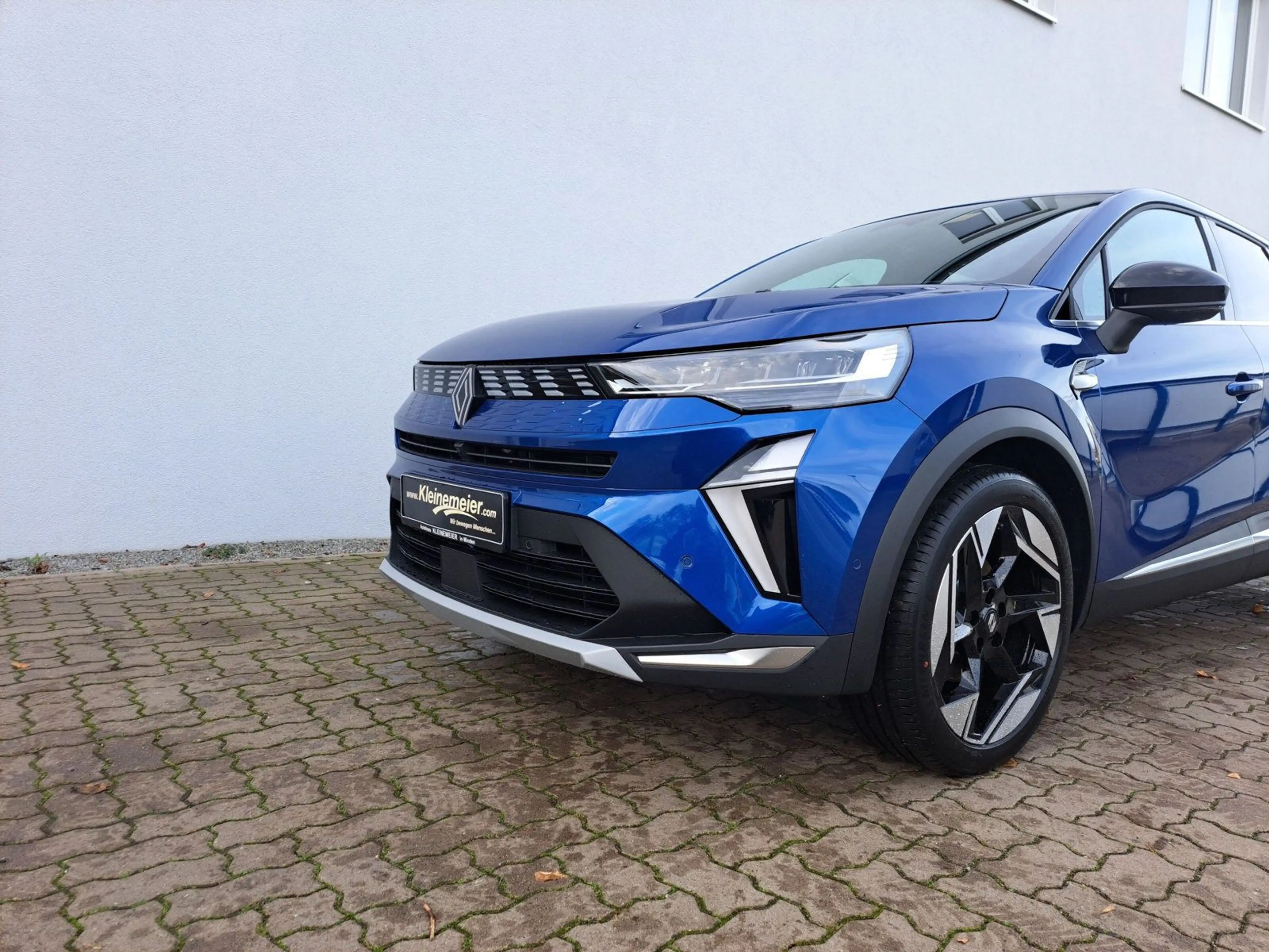 Renault Symbioz 1.8 E-TECH Full Hybrid 160 Iconic — photo 6